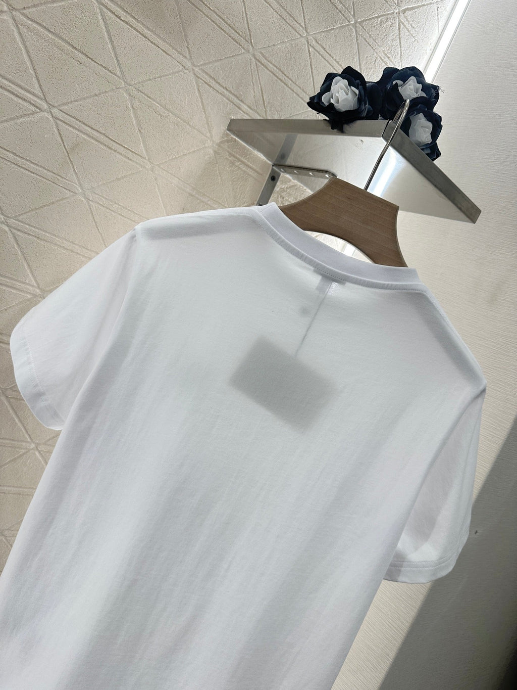 LOEW 25S EMBROIDERED FLOWER T-SHIRT TEE 265626