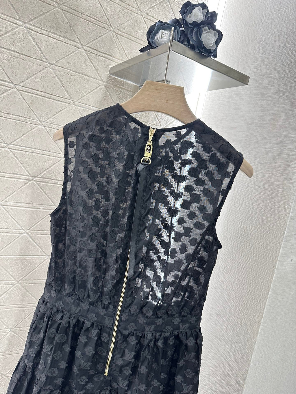 LOUIS VUITTON LV 25S SLEEVELESS JACQUARD DRESS 265590