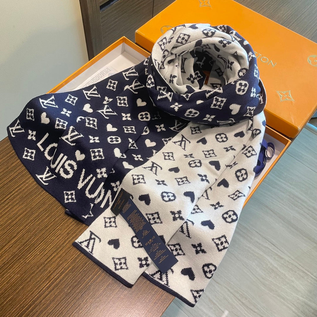 LOUIS VUITTON GAME ON SCARF 180 CM IN NAVY BLUE CASHMERE 394761