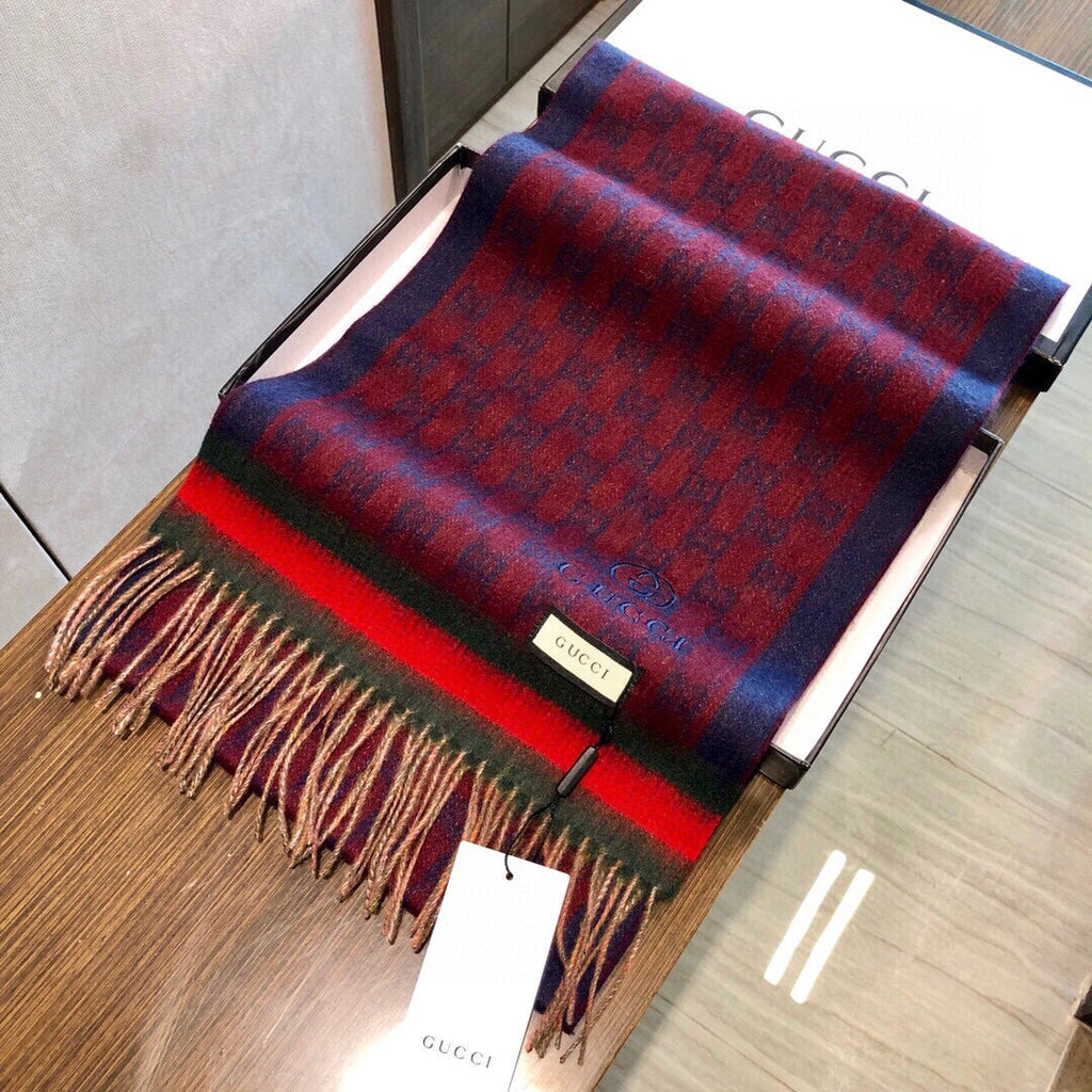 GUCCI SCARF 180 CM IN SCARLET RED MONOGRAM CASHMERE 405326