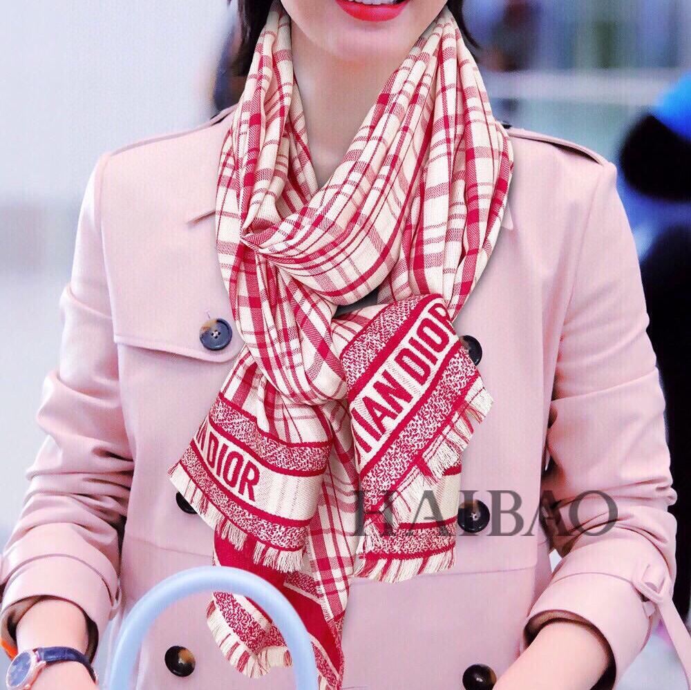 DIOR SCARF 200 CM IN PUNCH PINK CASHMERE AND SILK 418335