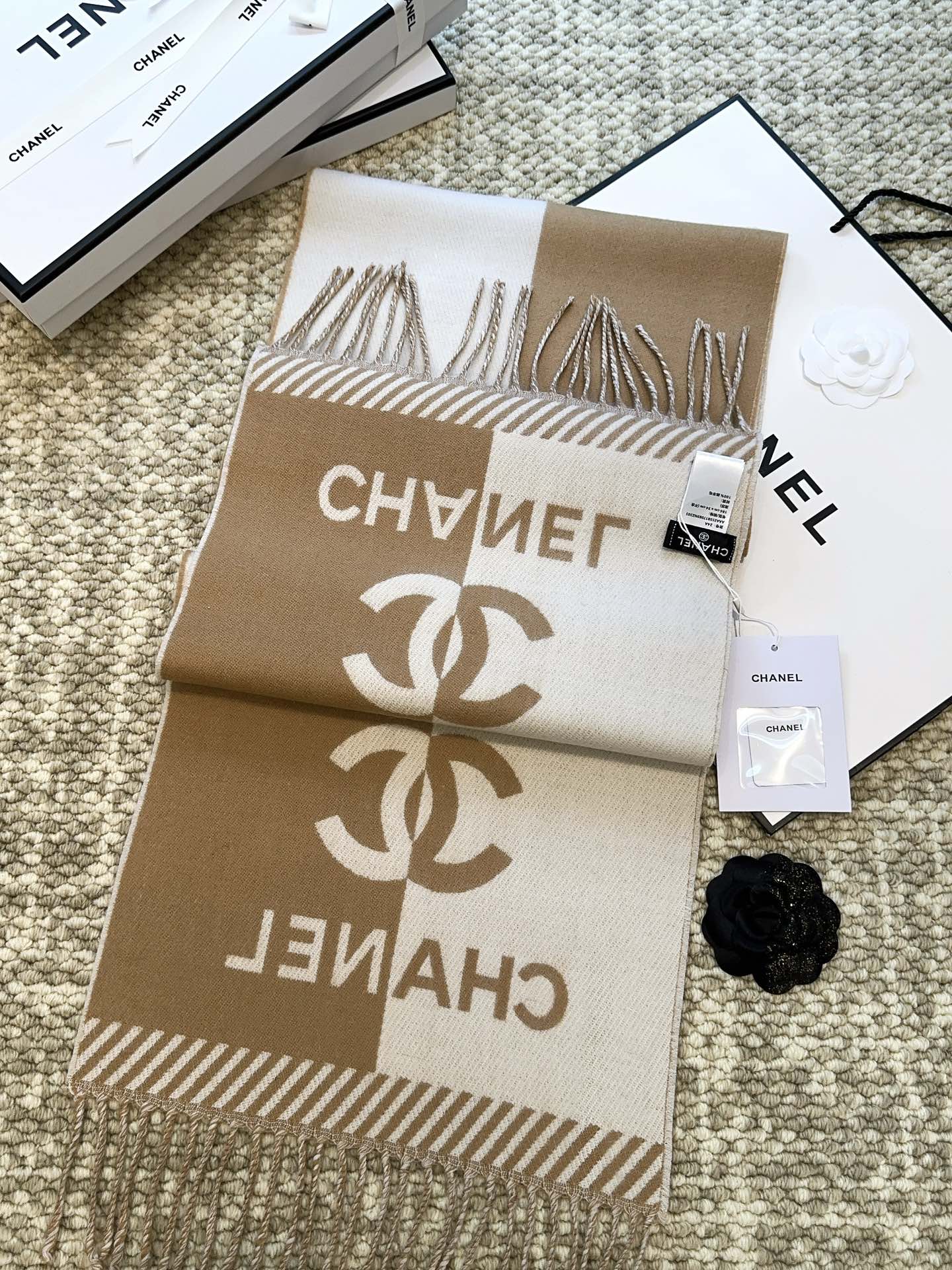 CHANEL SCARF 184 CM IN PEANUT BROWN MIX WHITE MERINO WOOL 393121