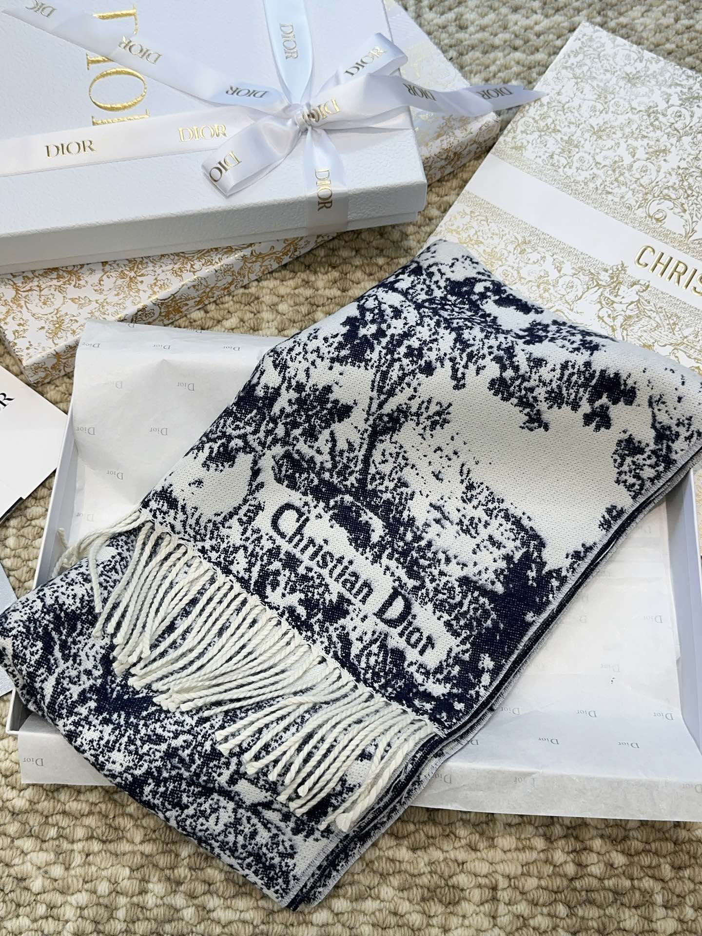 DIOR SCARF 220 CM IN NAVY BLUE MIX WHITE MONOGRAM CASHMERE AND WOOL 413656