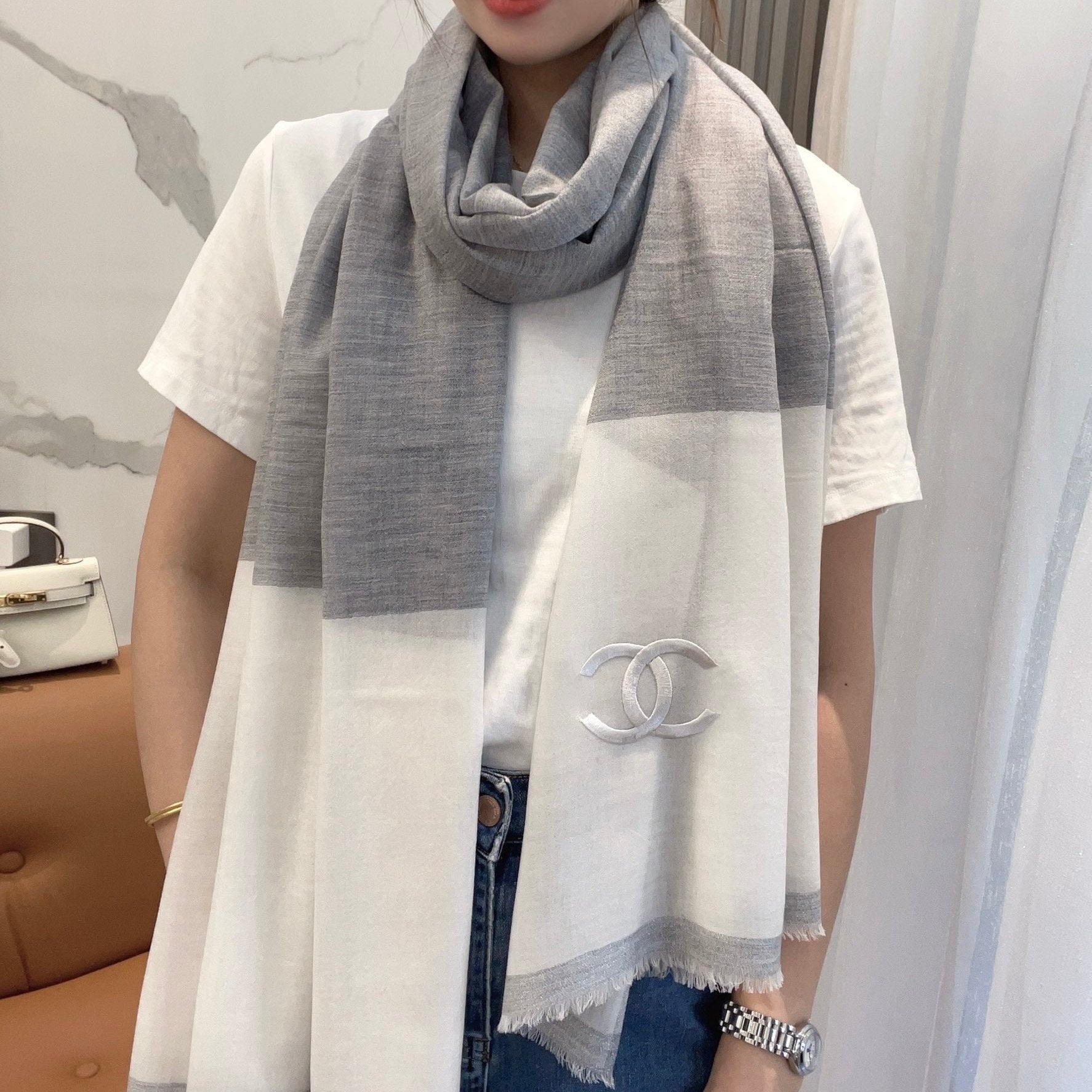 CHANEL SCARF 200 CM IN DOVE GRAY MIX WHITE CASHMERE 402260