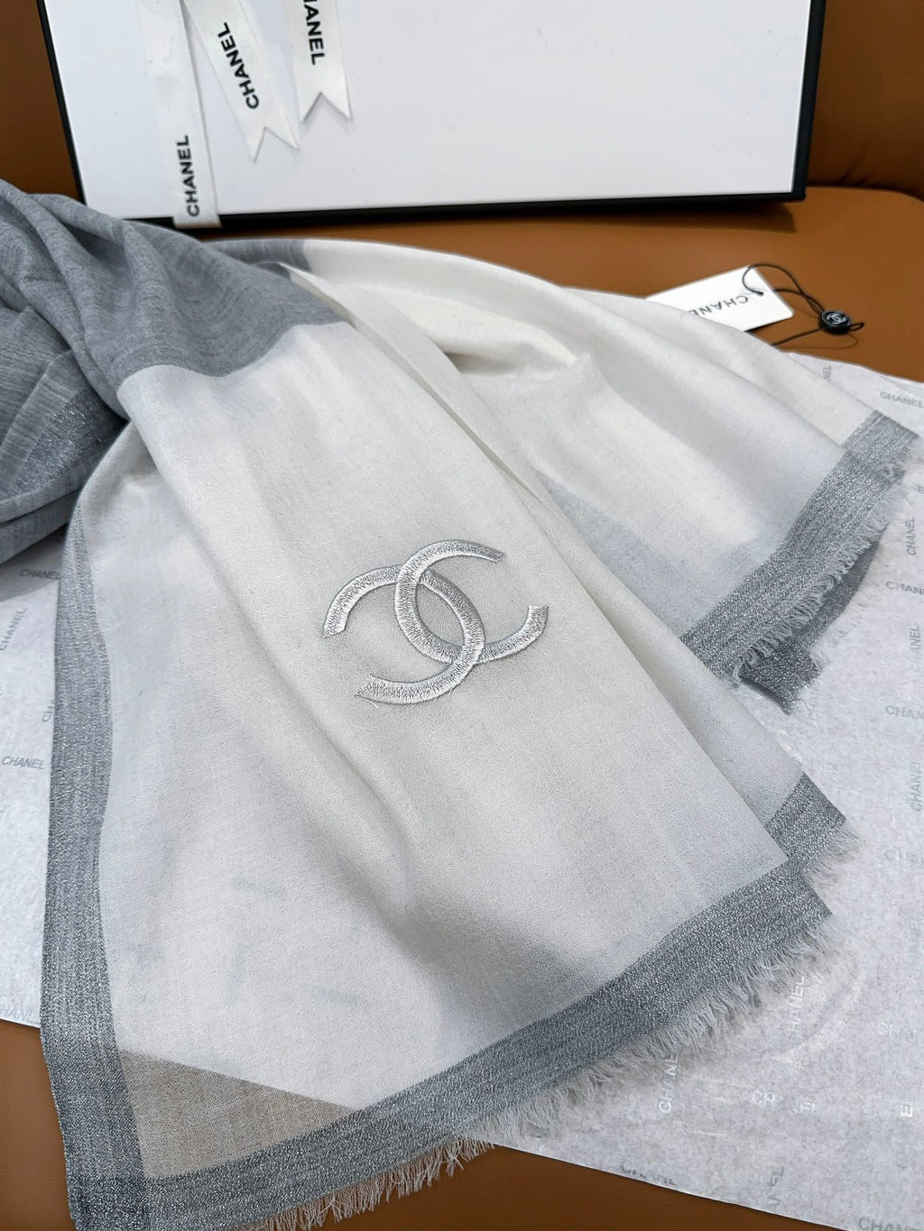 CHANEL SCARF 200 CM IN DOVE GRAY MIX WHITE CASHMERE 402260