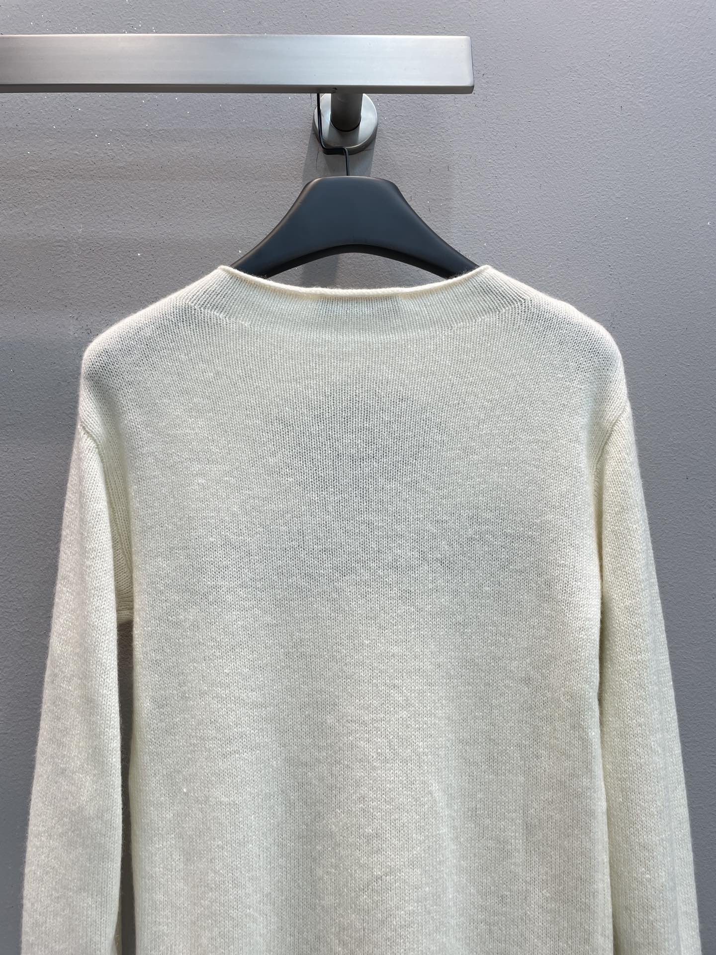 DIOR 25S SHOULDER-BUTTON SWEATER 538