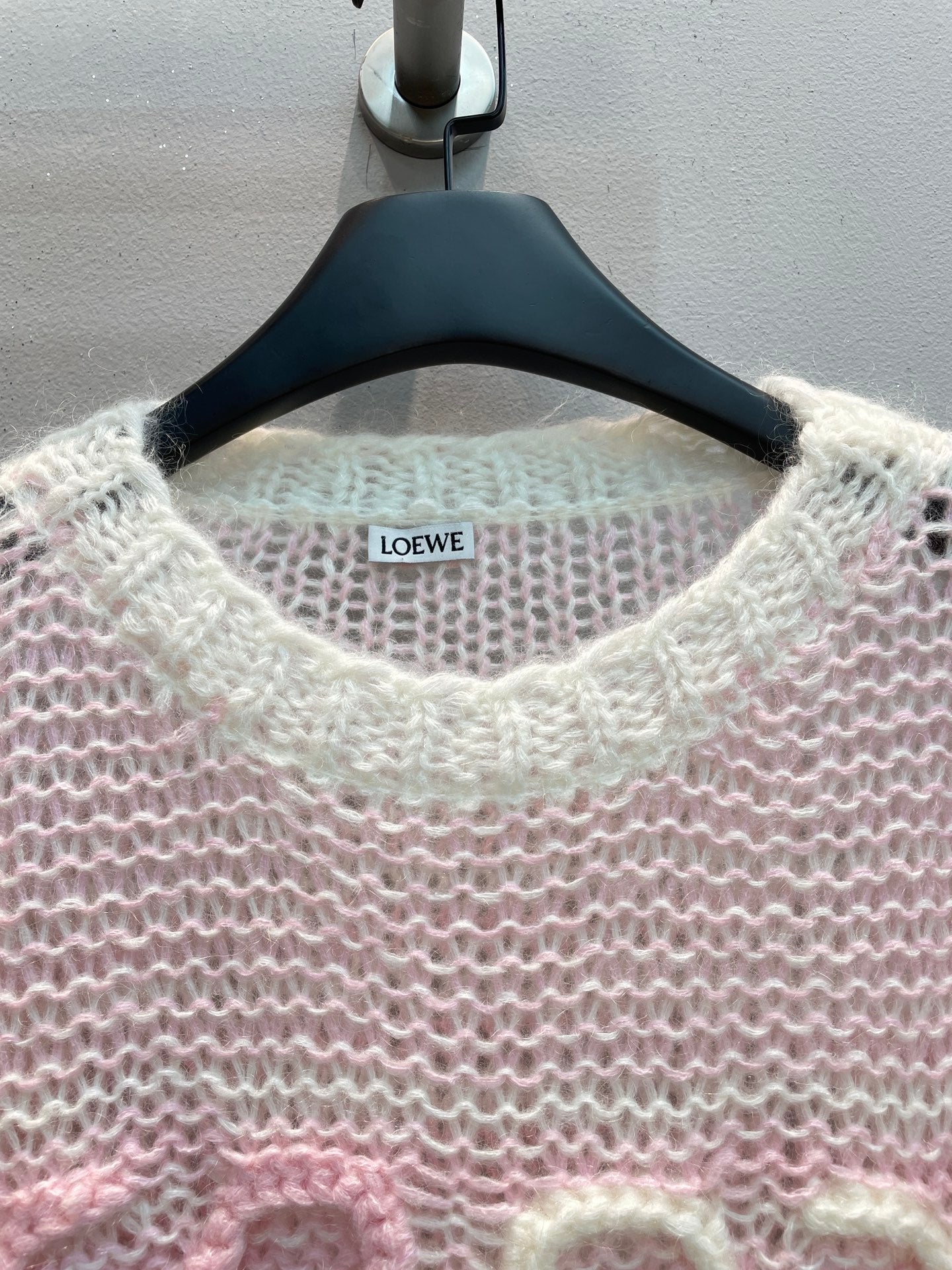 LOEWE SWEATER STYLE 222