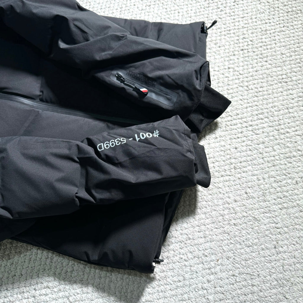 MONCLER 25S DOWN JACKET 424