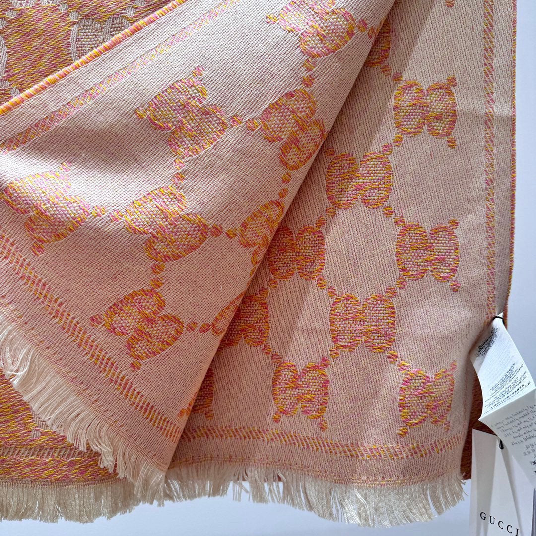 GUCCI SCARF 195 CM IN MELON ORANGE WOOL  399810