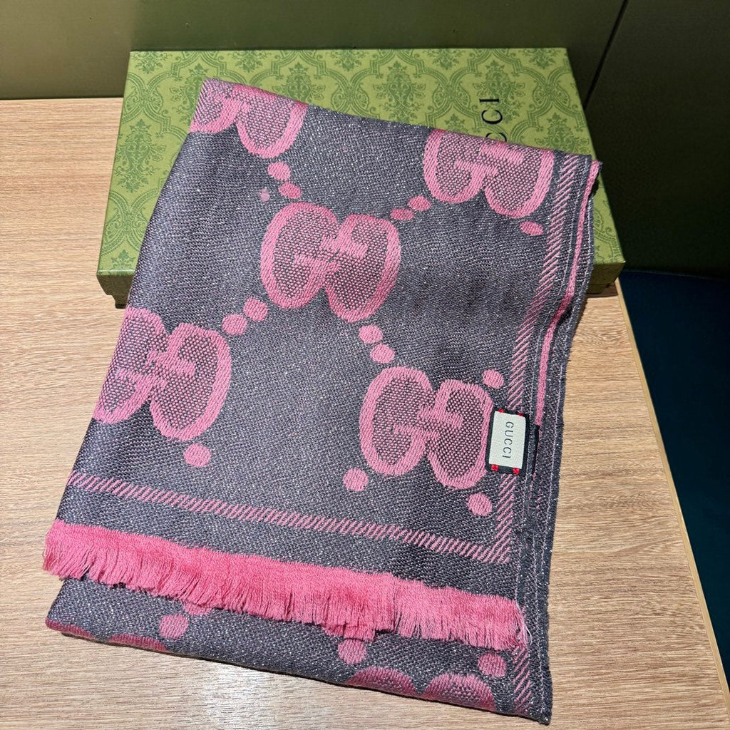 GUCCI SCARF 195 CM IN DARK PINK  WOOL LAMÉ JACQUARD 403976