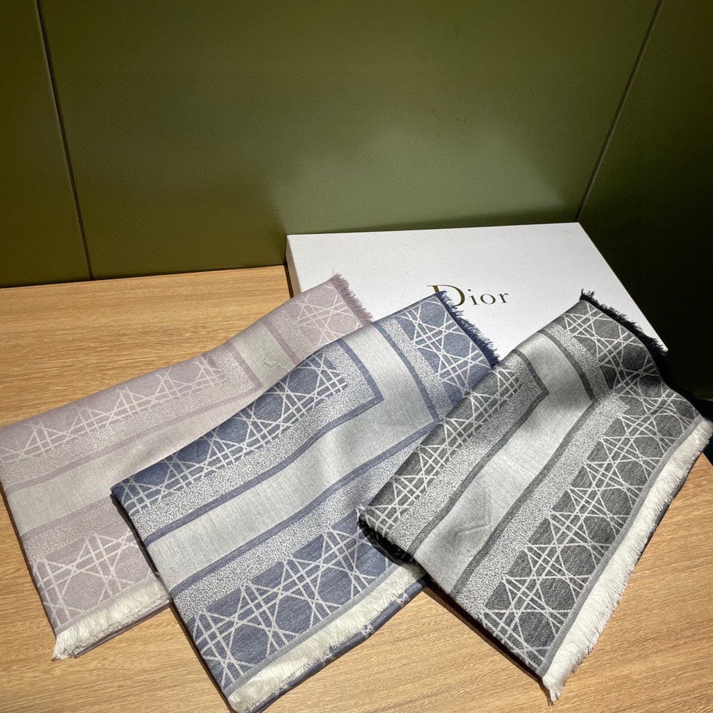 DIOR SQUARE SCARF 140 CM IN BLACK MIX WHITE WOOL AND SILK 415454