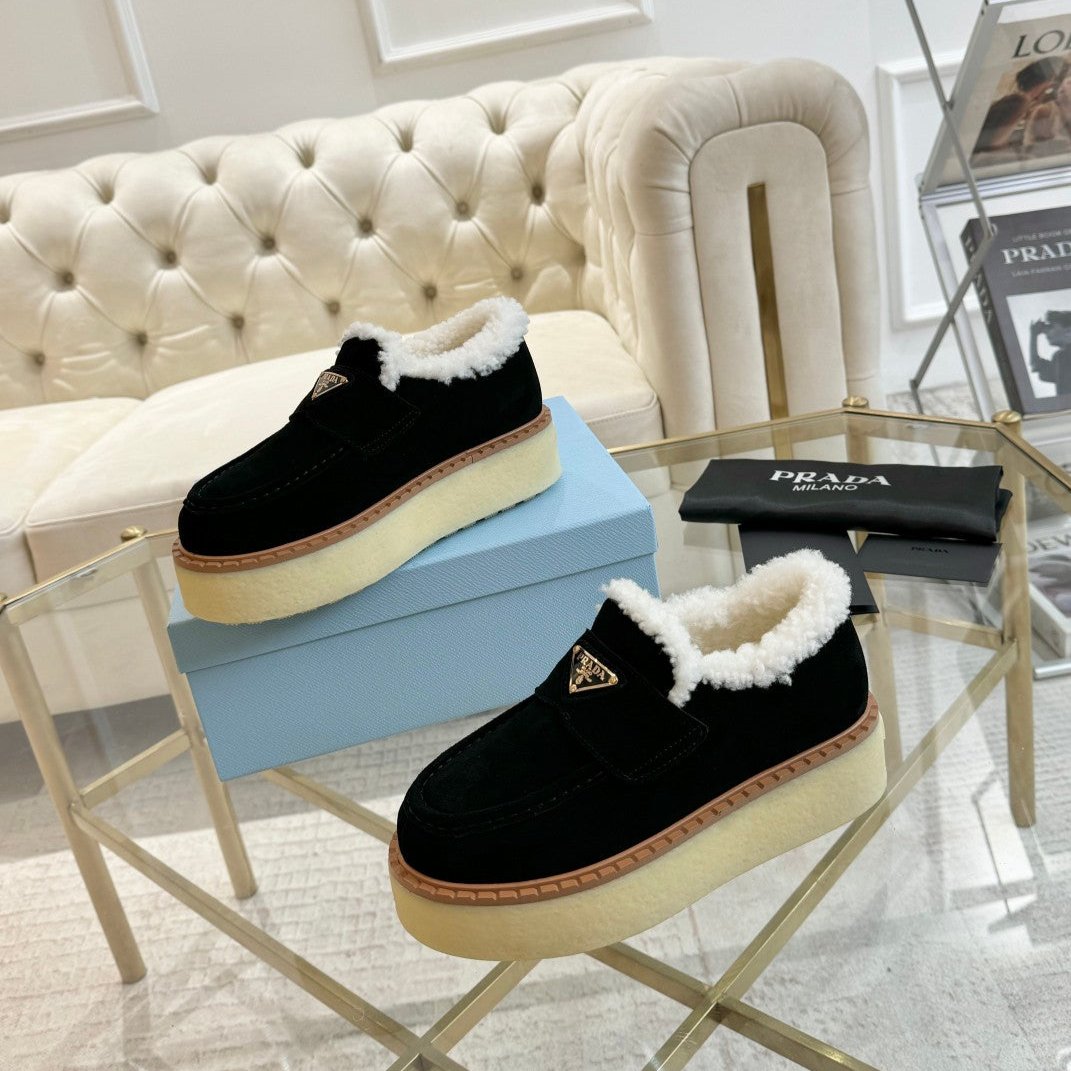 PRADA SUEDE LOAFER BLACK WITH SHEARLING LINING