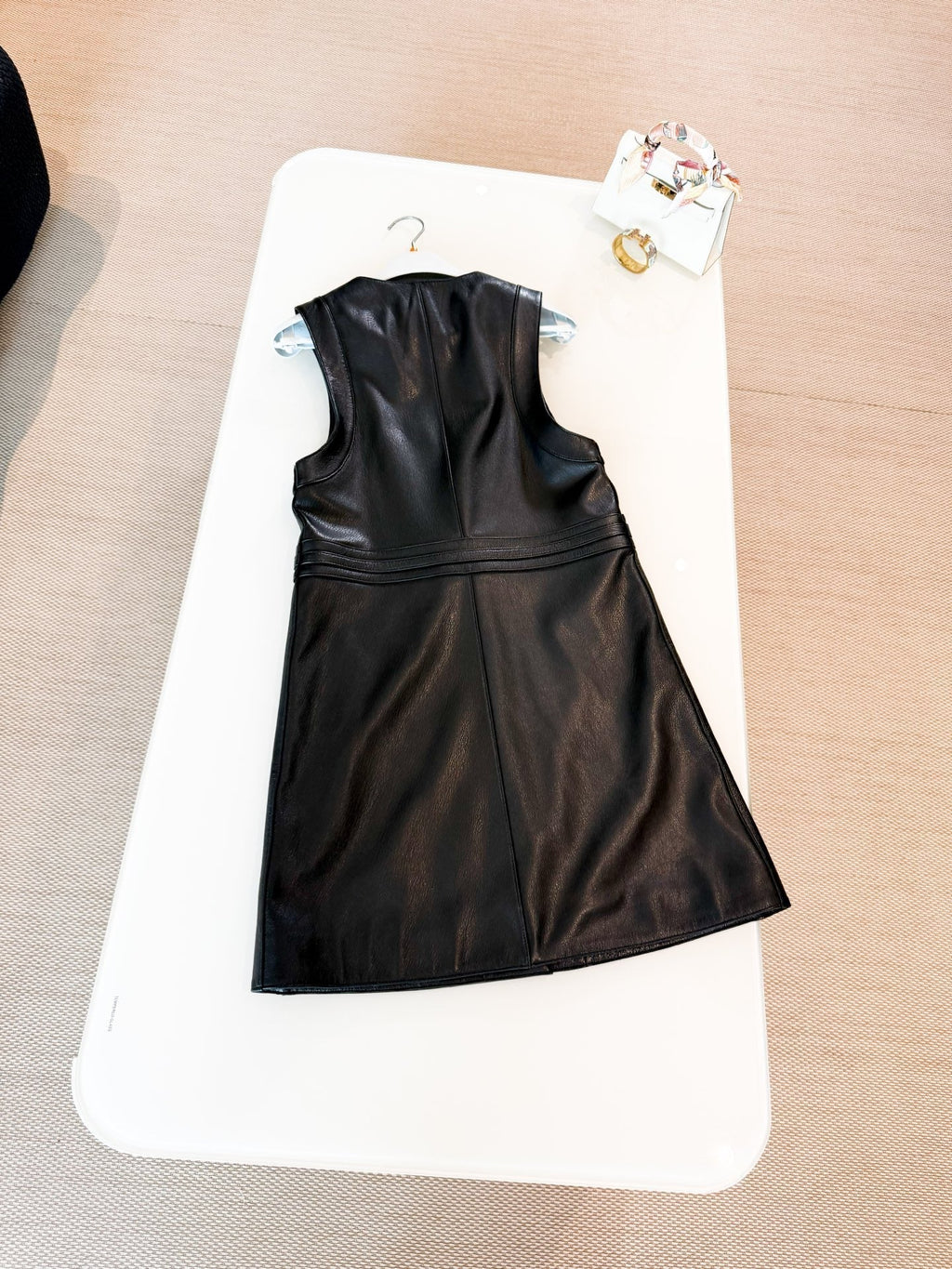 HERMES HERMES 25S LEATHER-BUCKLE WAIST VEST DRESS 120