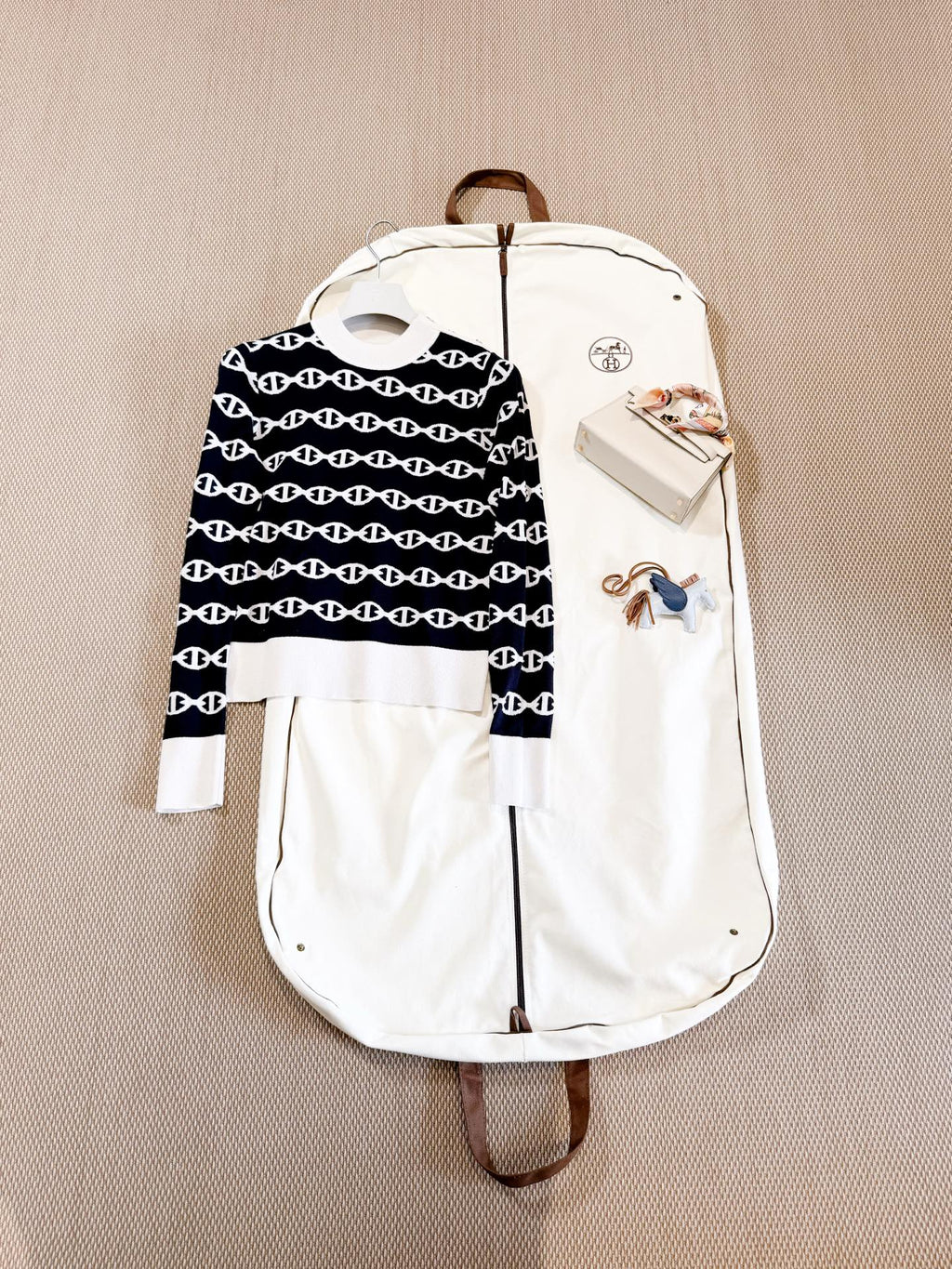 HERMES 25S KNITTED SWEATER 478