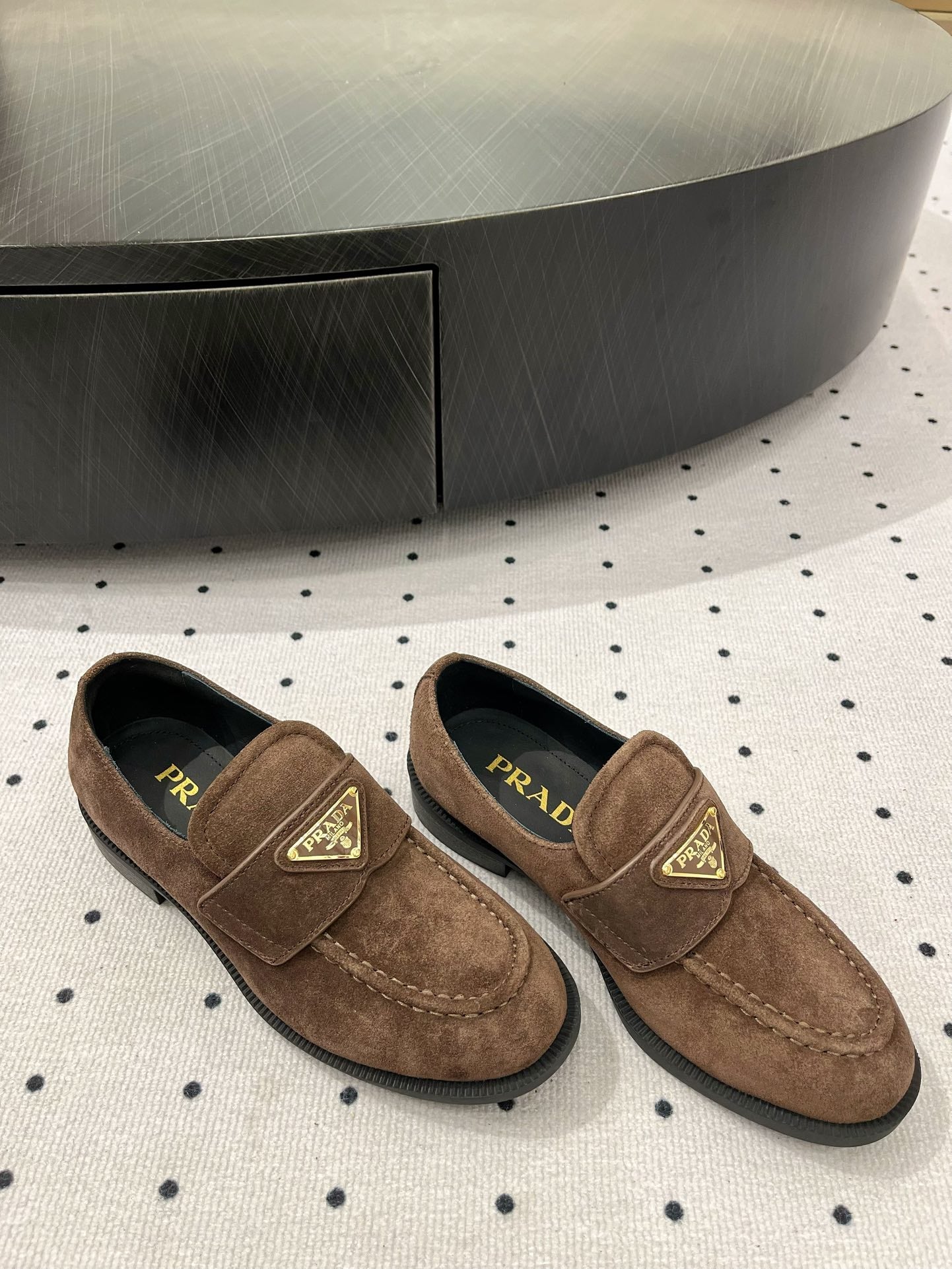 PRADA TRIANGLE LOGO LOAFER IN WOOD BROWN SUEDE