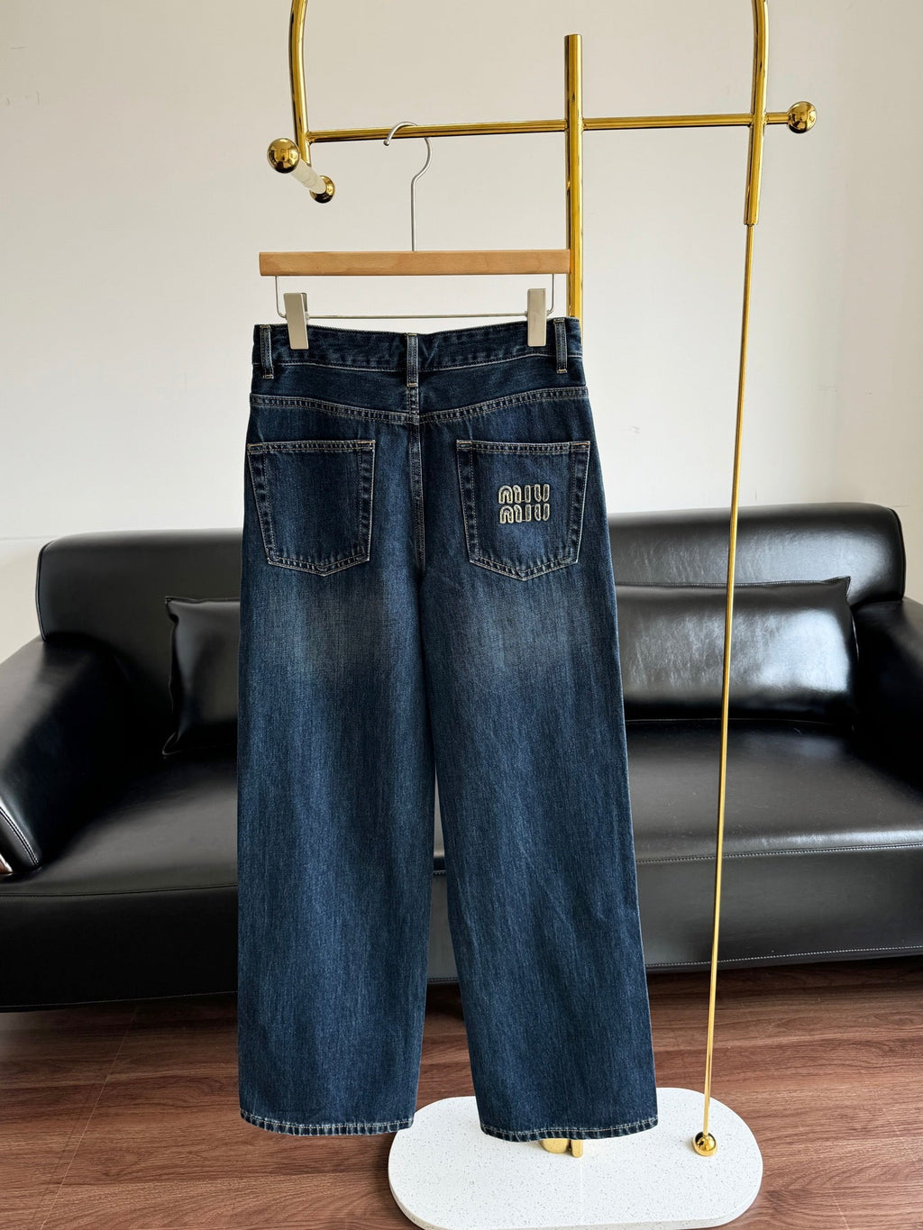 MIUMIU JEANS STYLE 225