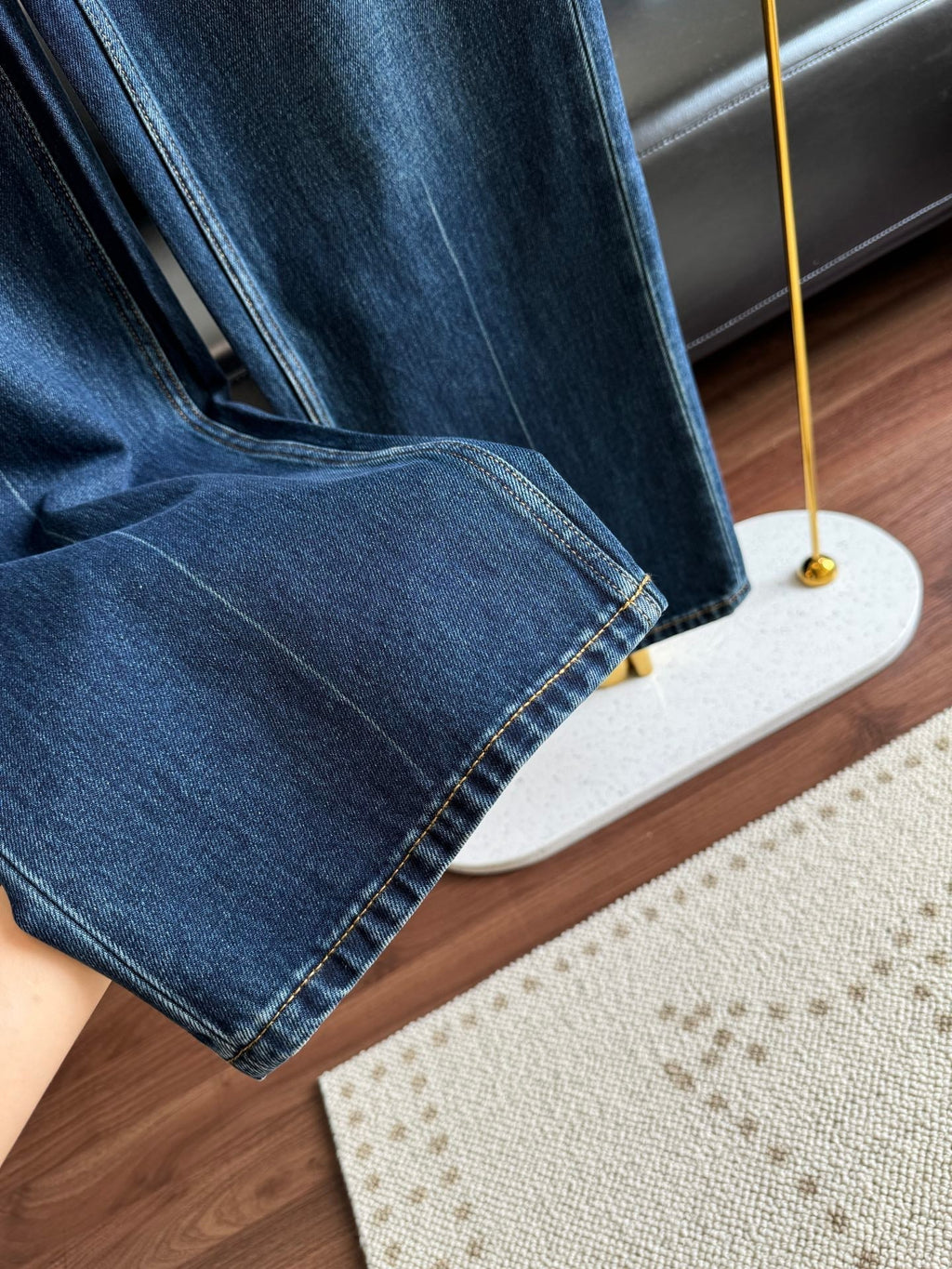 MIUMIU JEANS STYLE 225