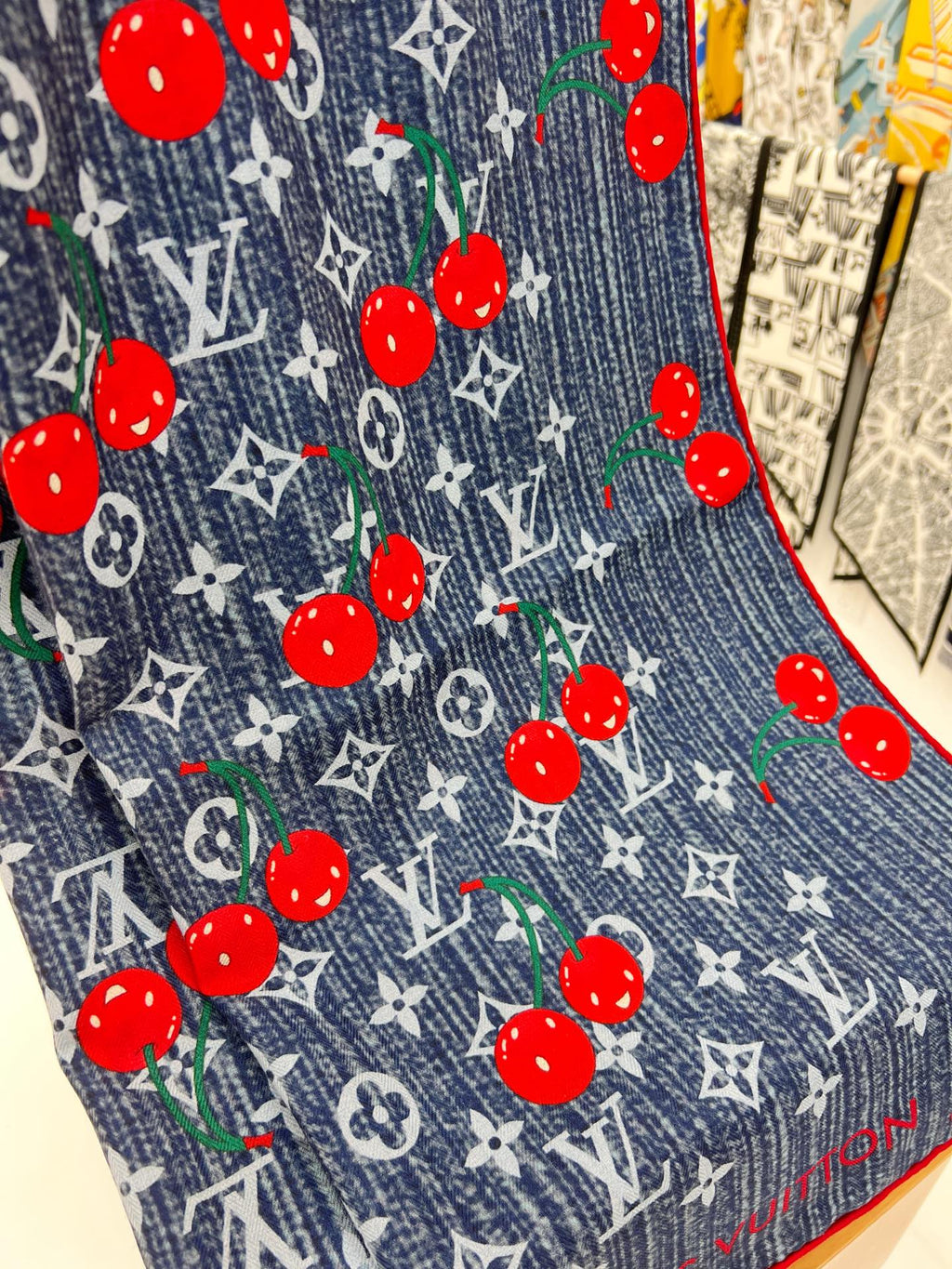 LOUIS VUITTON LV SCARF 135 CM IN WOOL MIX SILK 735872