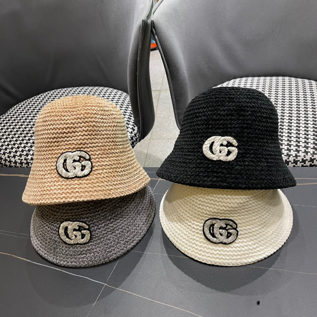 GUCCI BUCKET HAT IN STEEL GRAY WOOL 389116