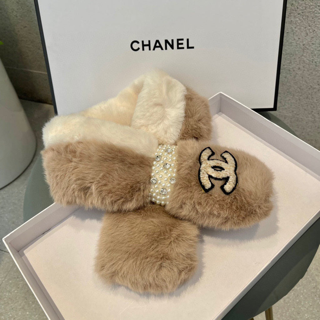 CHANEL SCARF IN CAMEL BEIGE RABBIT FUR 397447