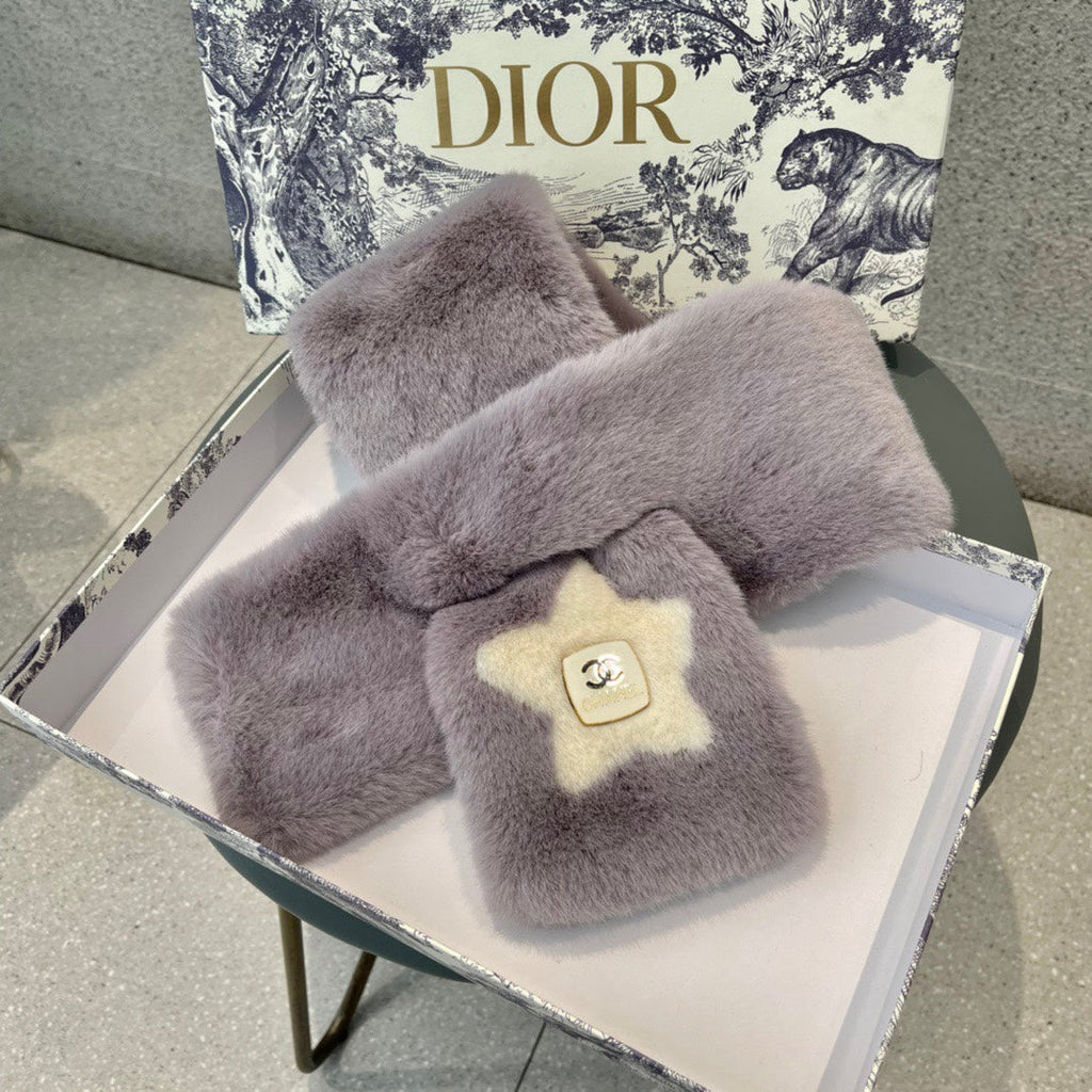 CHANEL SCARF IN HEATHER PURPLE RABBIT FUR 397449