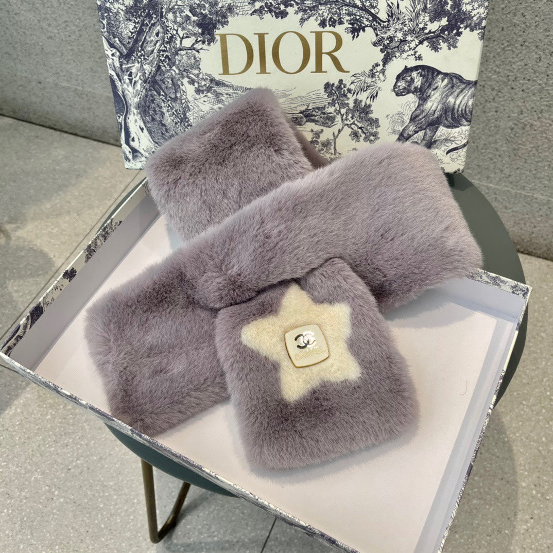 CHANEL SCARF IN HEATHER PURPLE RABBIT FUR 397449