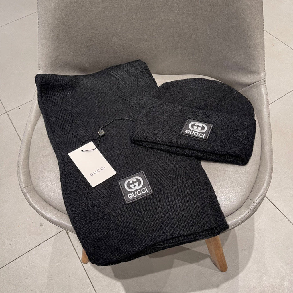 GUCCI SET SCARF AND HAT IN BLACK CASHMERE AND RABBIT FUR 397374