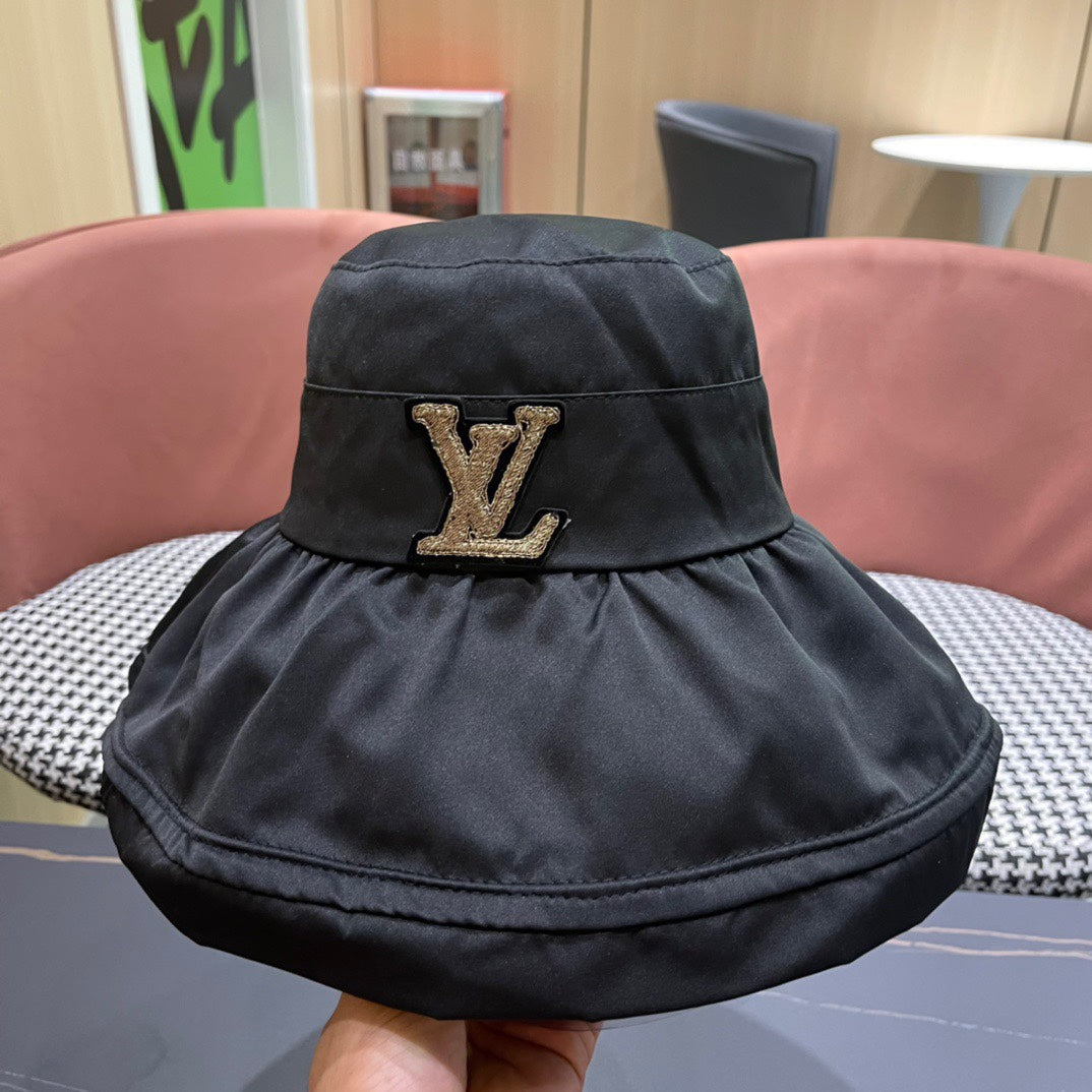 LOUIS VUITTON BUCKET HAT IN BLACK COTTON 404526
