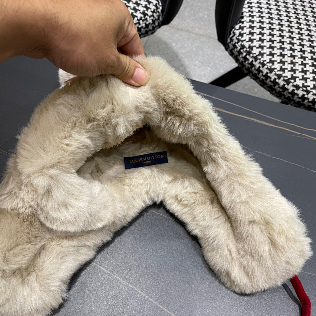 LOUIS VUITTON PLUSH EARMUFFS HAT IN COLORFUL WOOL AND RABBIT FUR 408169