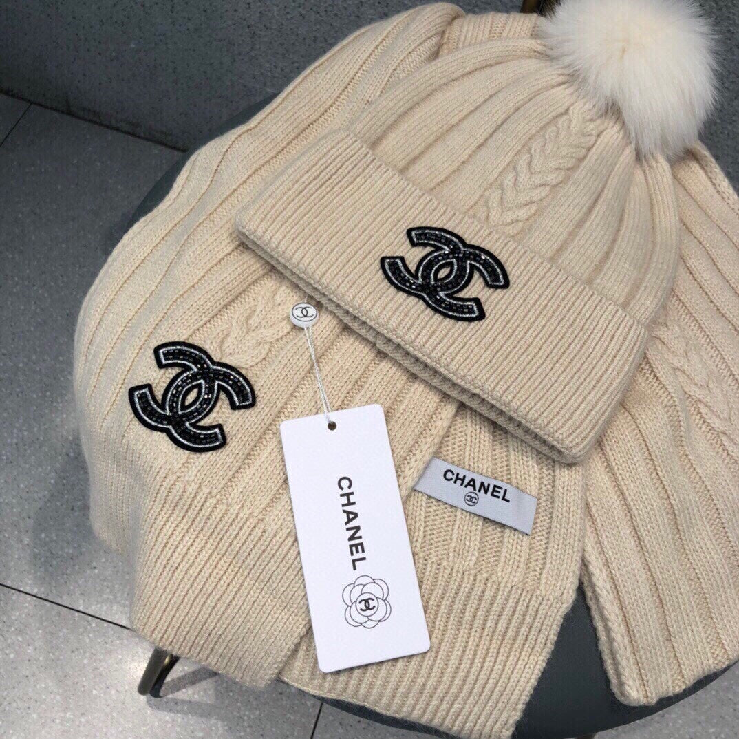 CHANEL SET SCARF AND HAT IN BISQUE BEIGE WOOL 420821