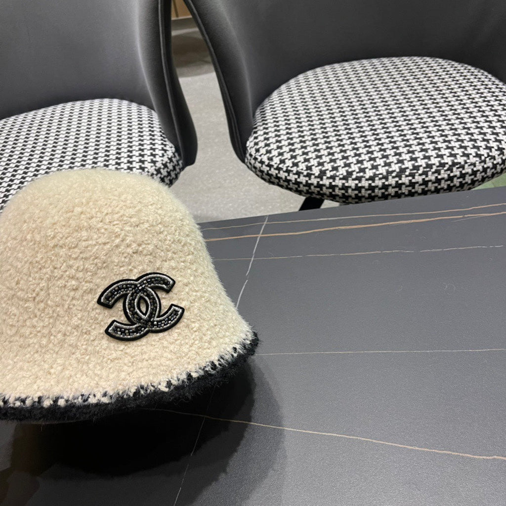 CHANEL BUCKET HAT IN CREAM BEIGE LAMBSWOOL 426106