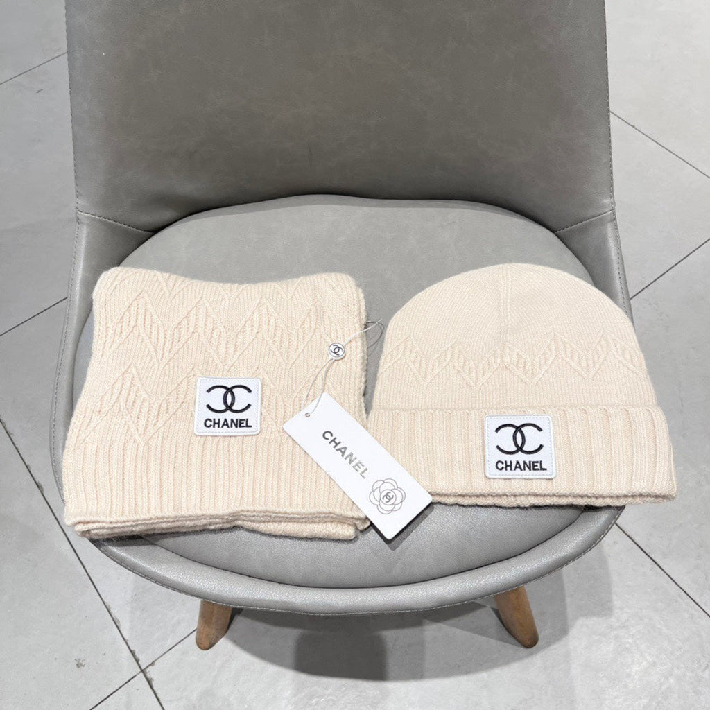 CHANEL SET BEANIE HAT AND SCARF BISQUE BEIGE 427884
