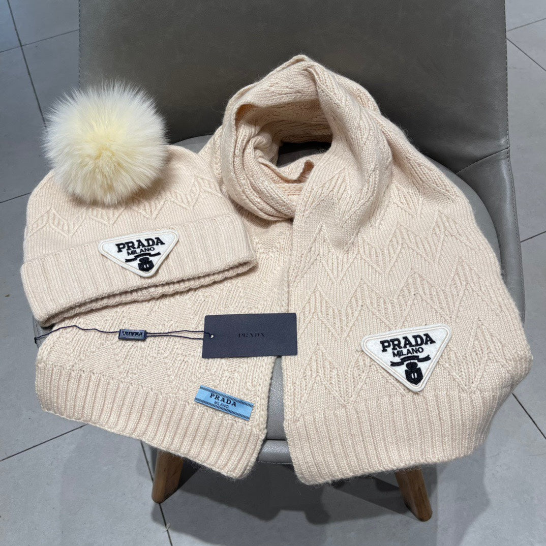 PRADA SET SCARF AND HAT IN BISQUE BEIGE CASHMERE AND RABBIT FUR 433245
