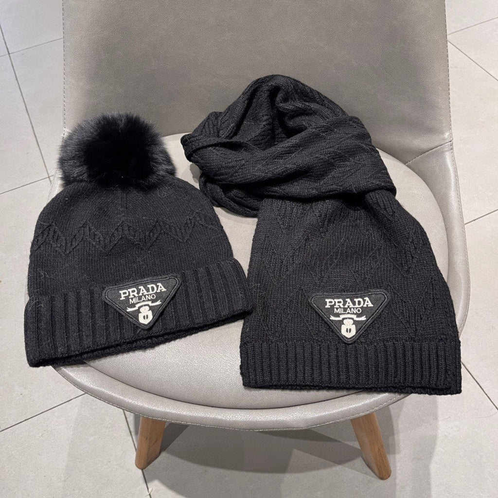 PRADA SET SCARF AND HAT IN BLACK CASHMERE AND RABBIT FUR 433246
