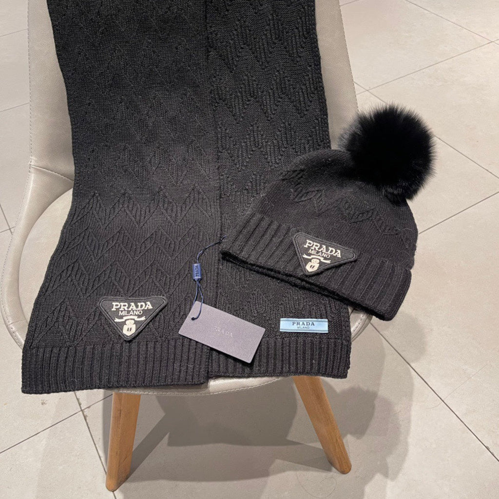 PRADA SET SCARF AND HAT IN BLACK CASHMERE AND RABBIT FUR 433246