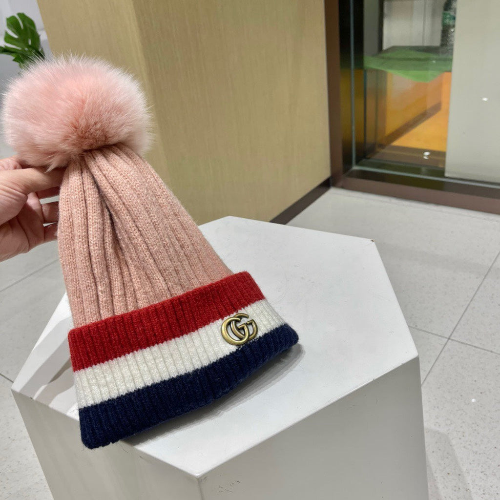 GUCCI BEANIE HAT IN COLORFUL WOOL 434723