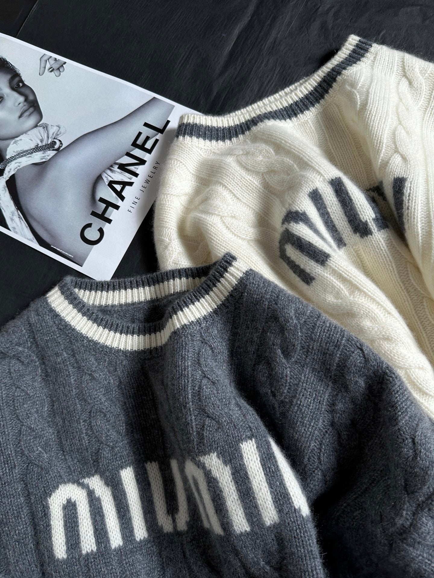 MIUMIU KNIT SWEATER STYLE 238