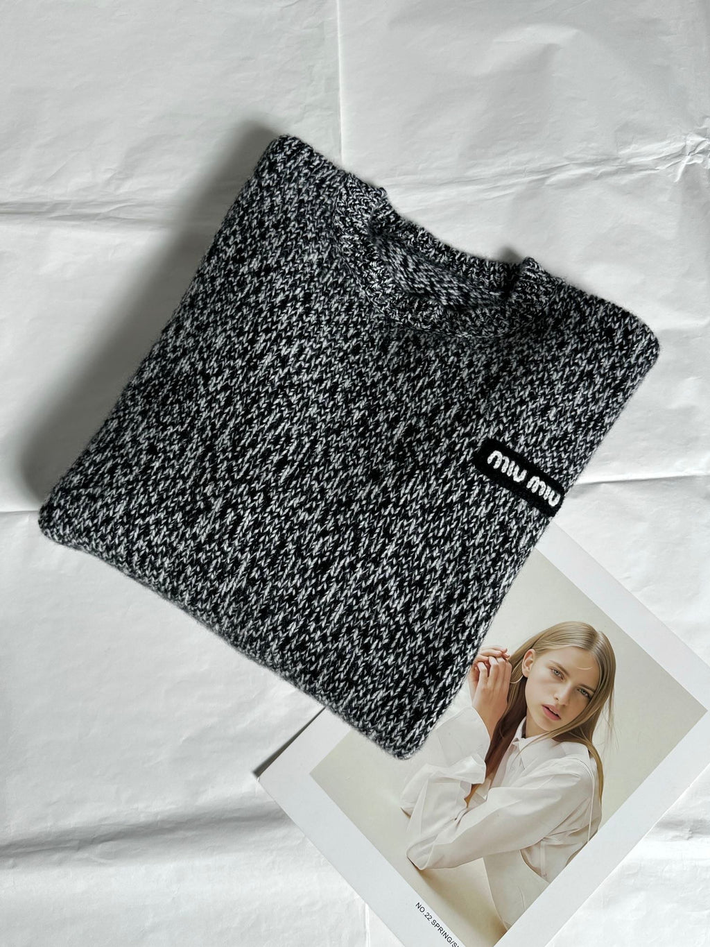 MIUMIU SWEATER STYLE 720