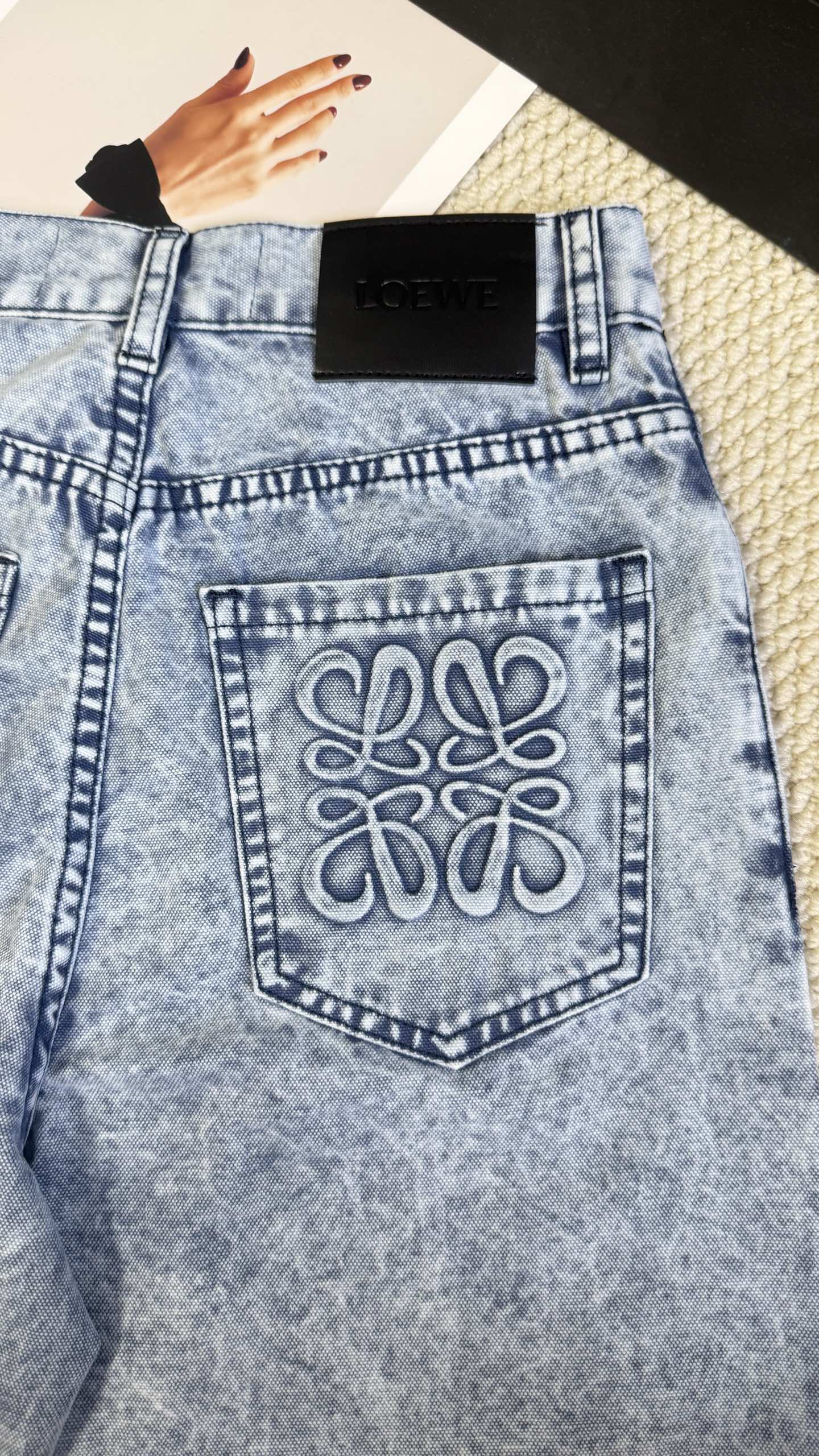 LOEWE JEANS STYLE 131