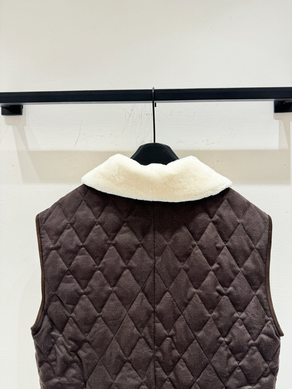 PRADA 25S SHEARLING VEST 245