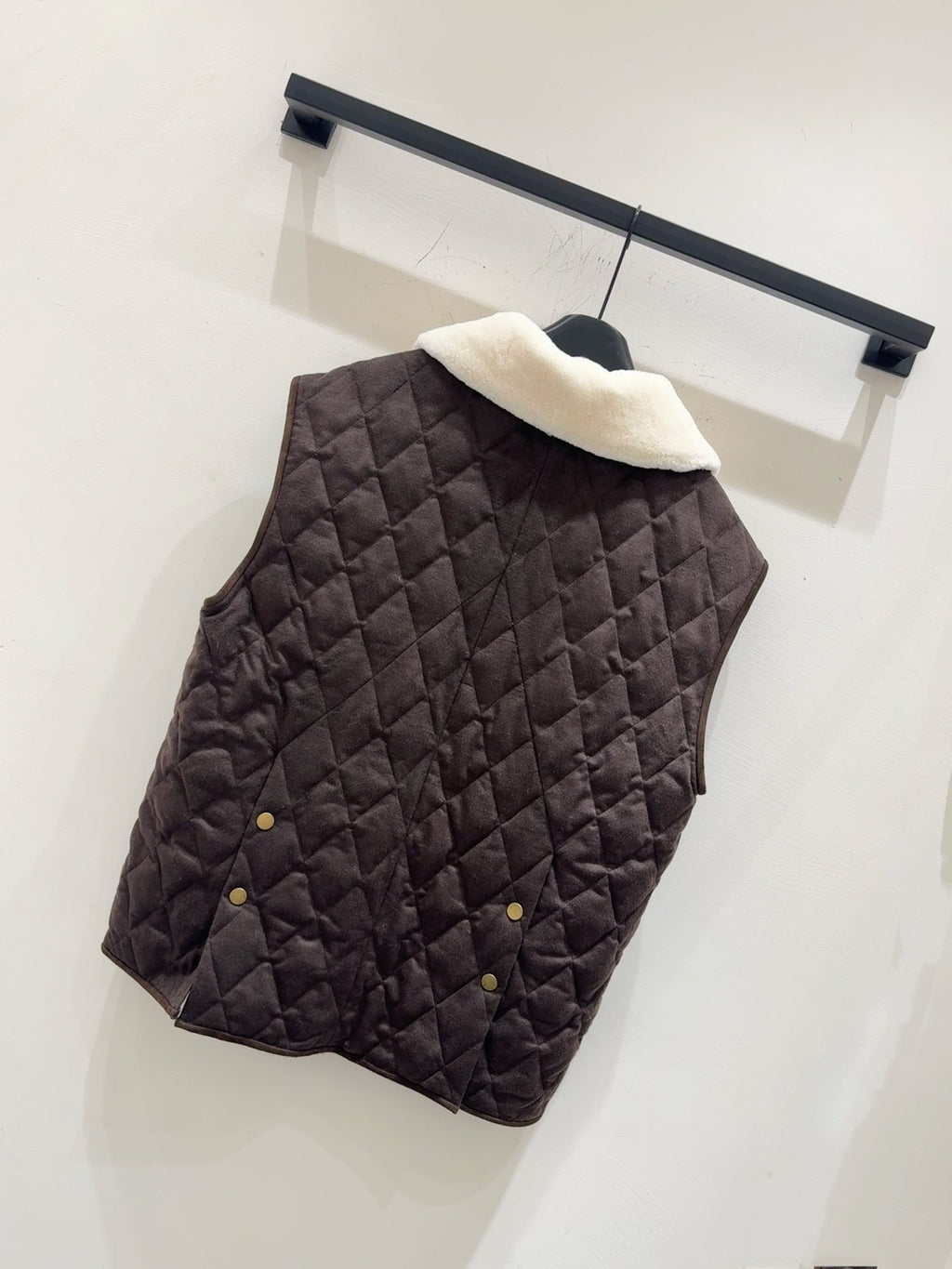PRADA 25S SHEARLING VEST 245