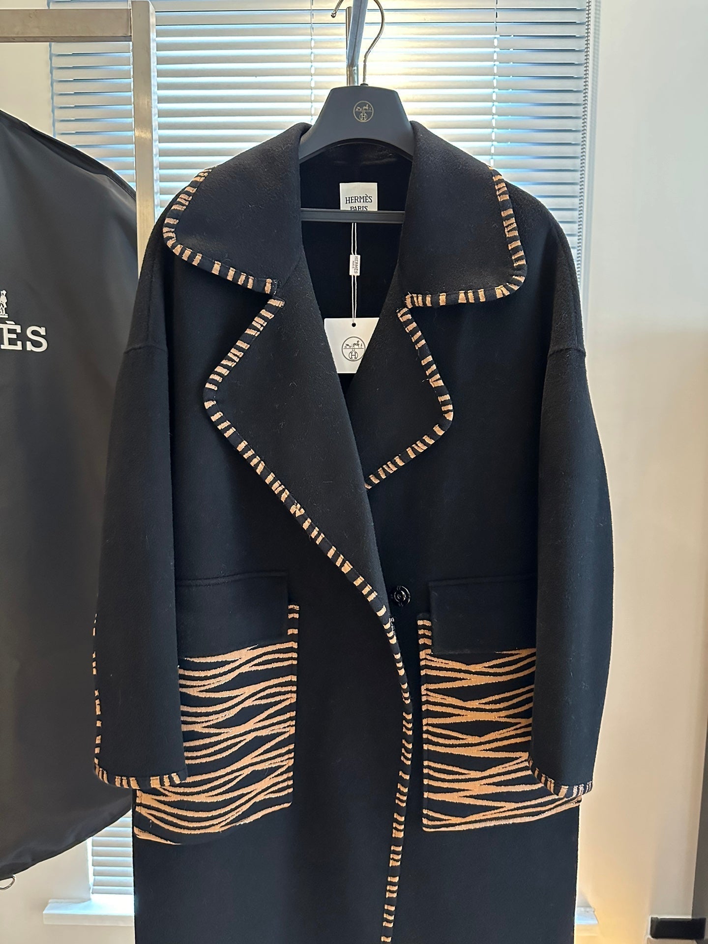 HERMES 25S DESIGNER CASERE COAT 180