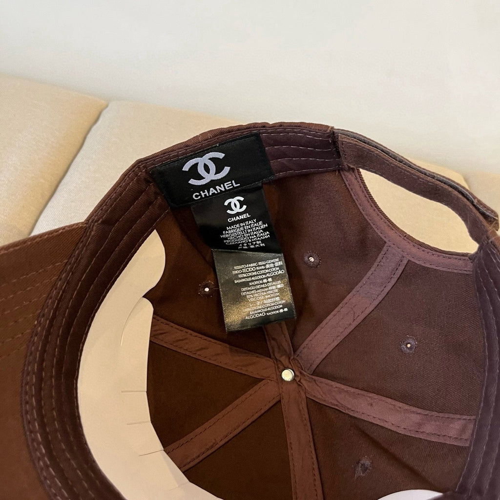 CHANEL BASEBALL HAT IN DARK CHOCOLATE COTTON 672895