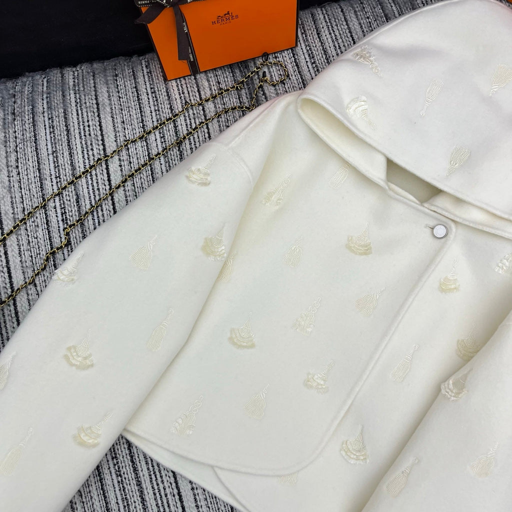 HERMES 25S REVERSIBLE SHORT CASERE HOODED COAT 012