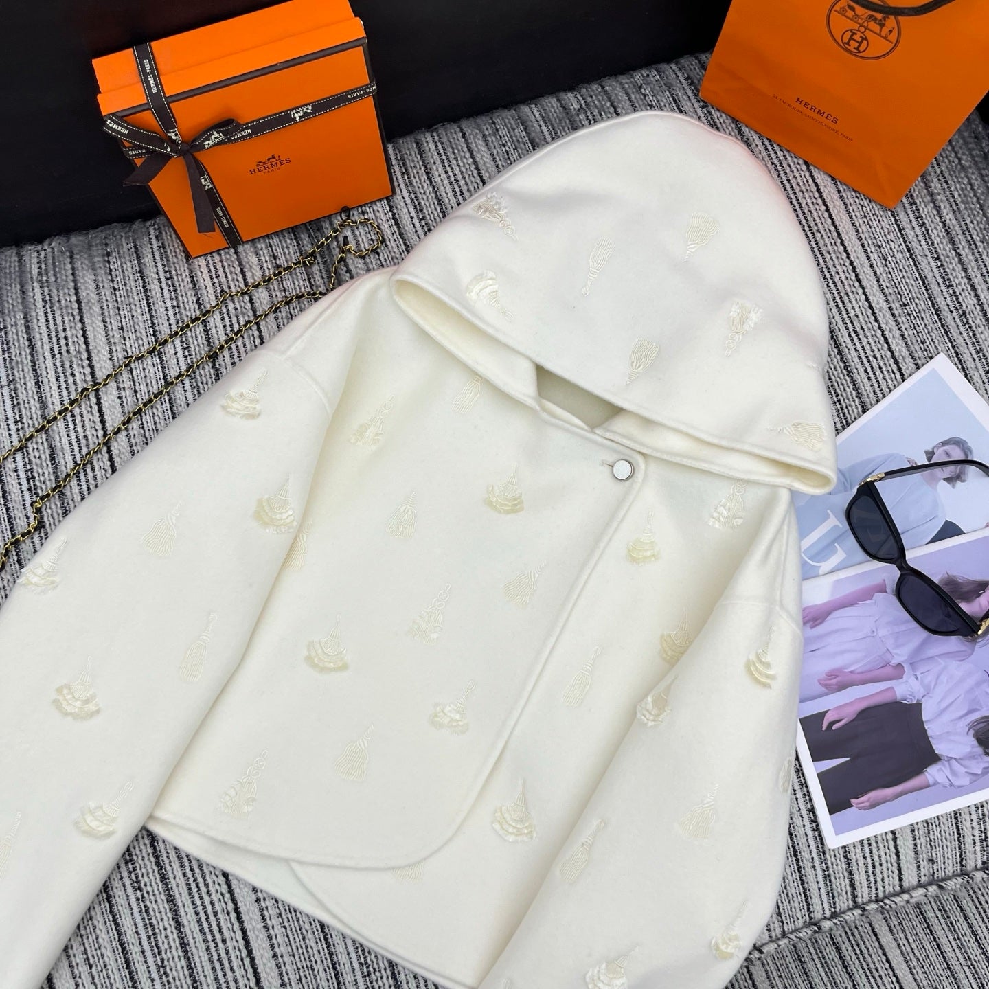 HERMES 25S REVERSIBLE SHORT CASERE HOODED COAT 012