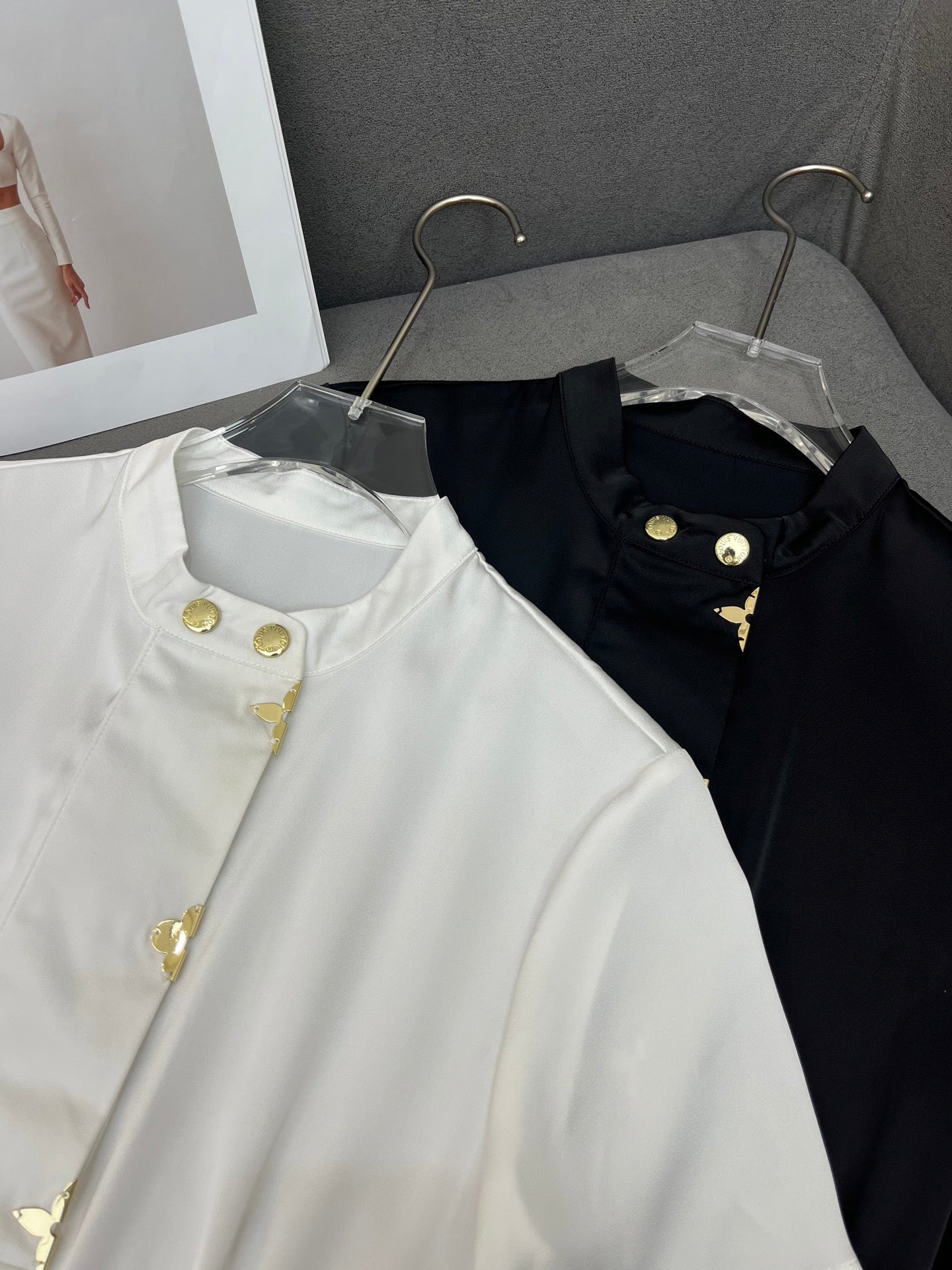 LOUIS VUITTON ROUND-NECK SHORT-SLEEVE DRESS 253297