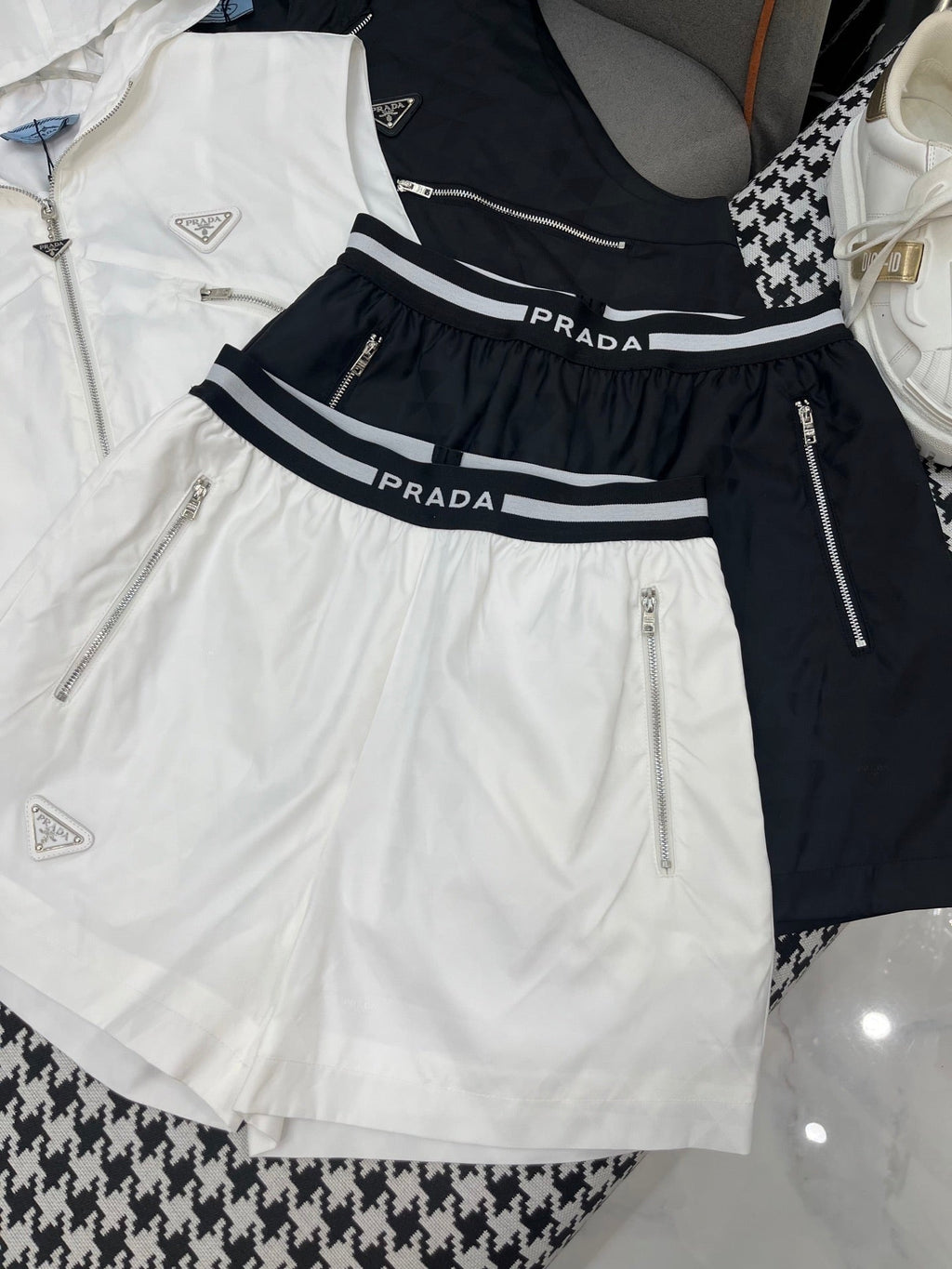 PRADA SLEEVELESS HOODIE AND SHORTS JACQUARD FABRIC 266715