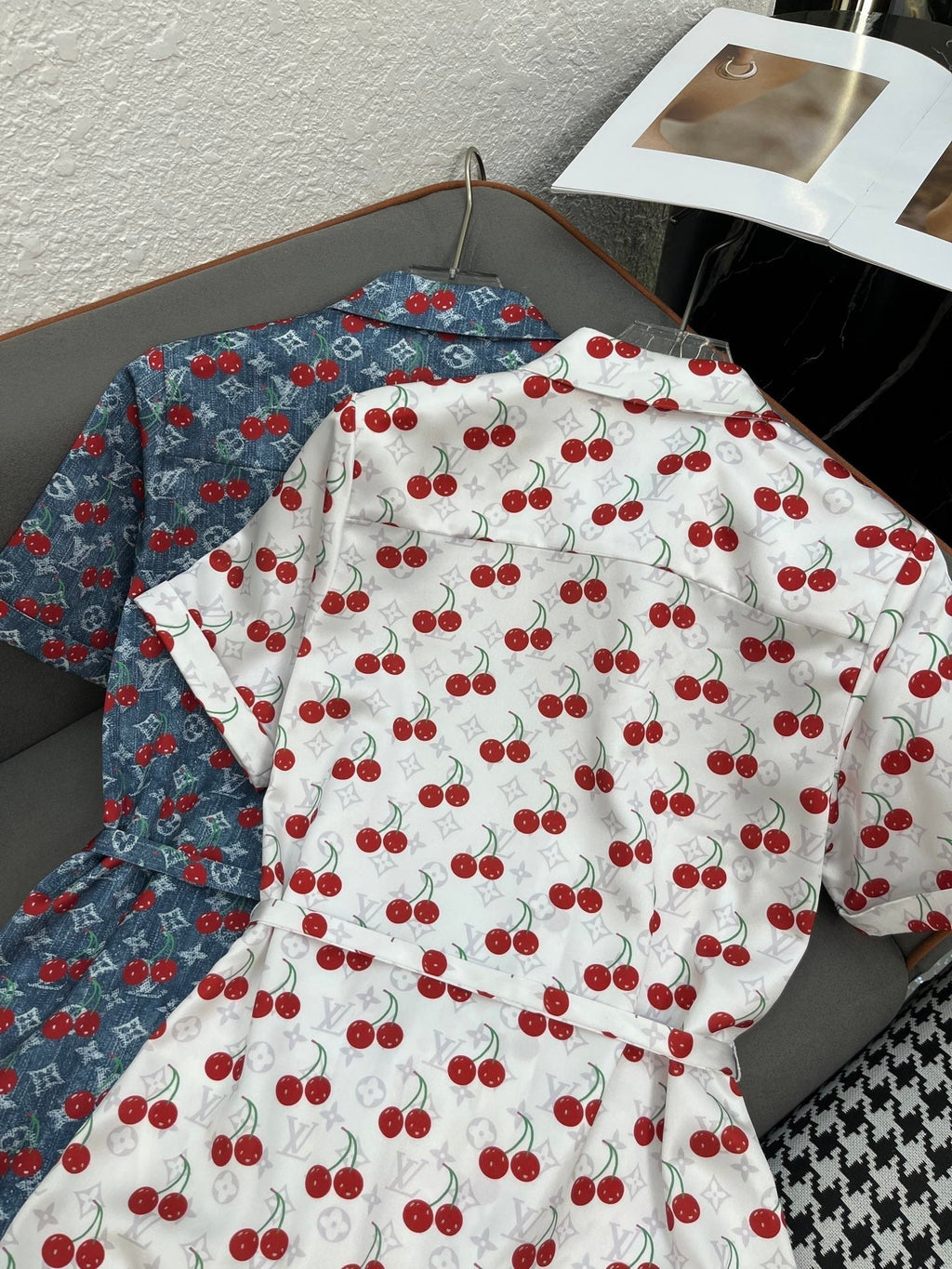 LOUIS VUITTON LV SHIRT DRESS CHERRY 25S IN POLYESTER 266624
