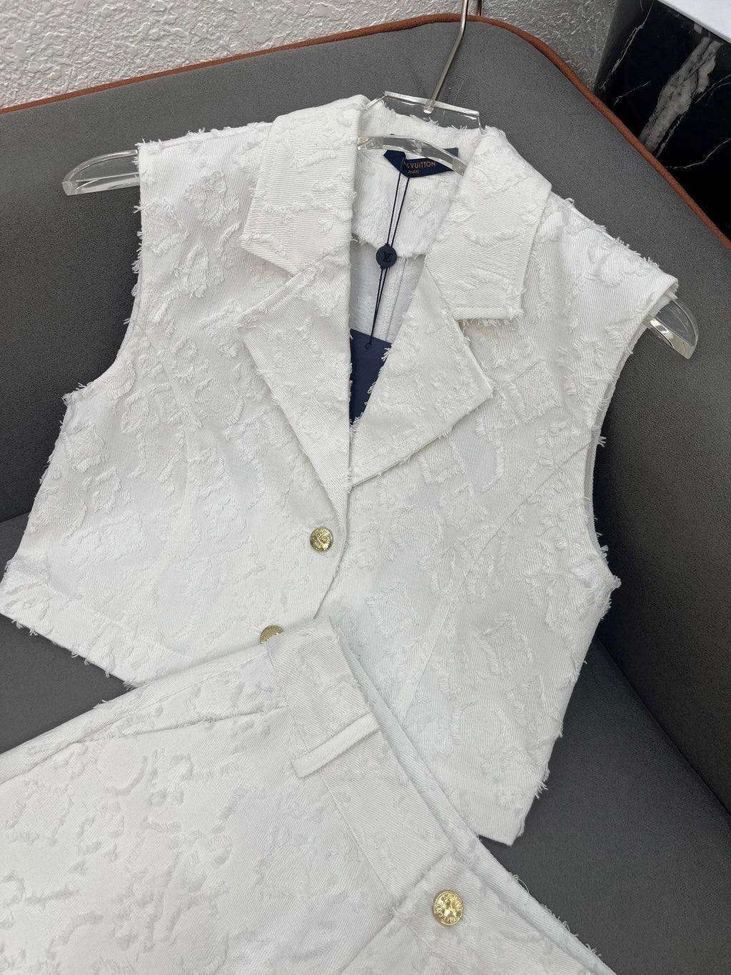LOUIS VUITTON SET SLEEVELESS TOP AND SHORTS IN WHITE DENIM