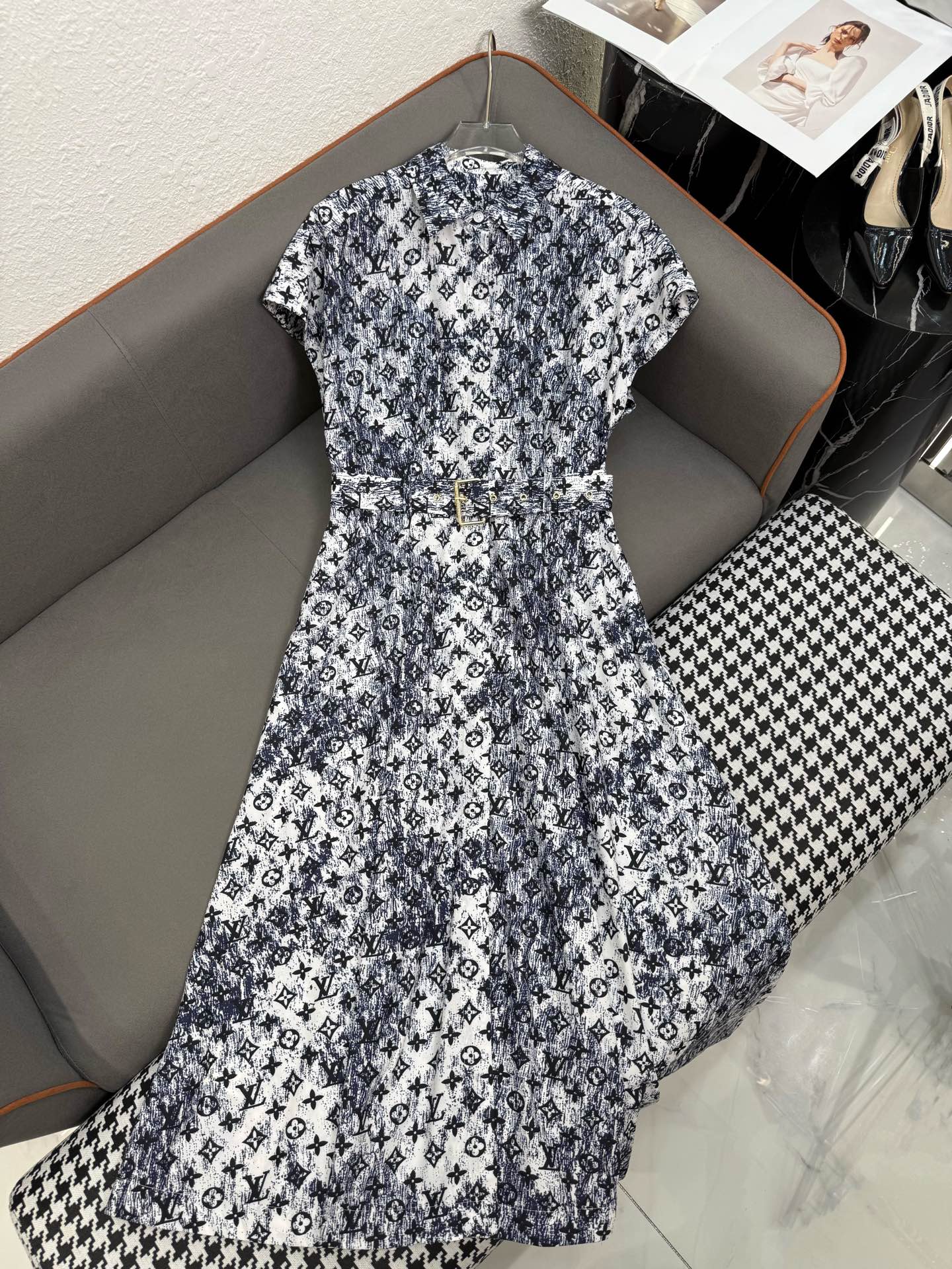 LOUIS VUITTON LV DRESS WITH BELT 269102